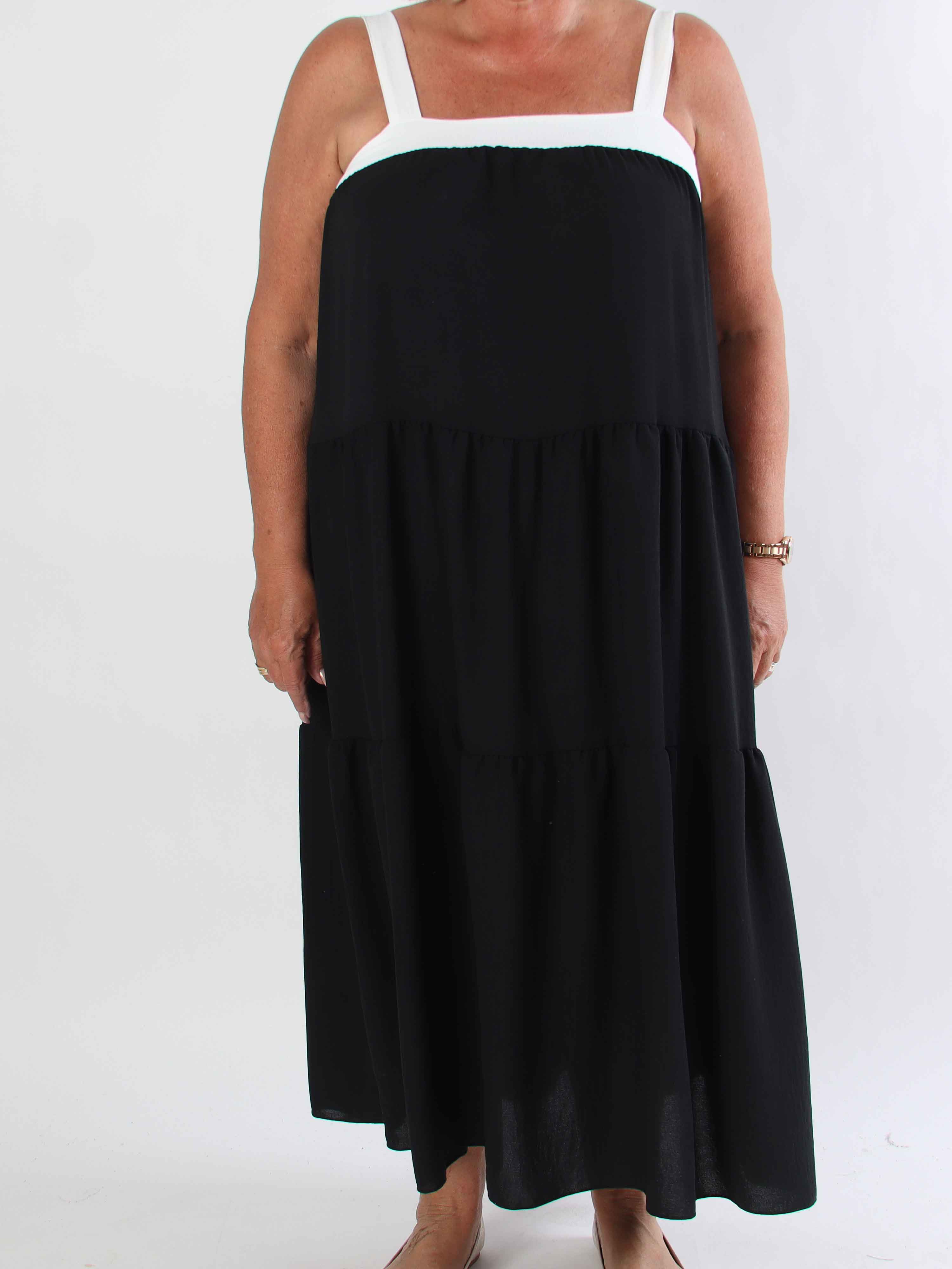 Glenna - Lang plus size kjole i viskose med hvide stropper