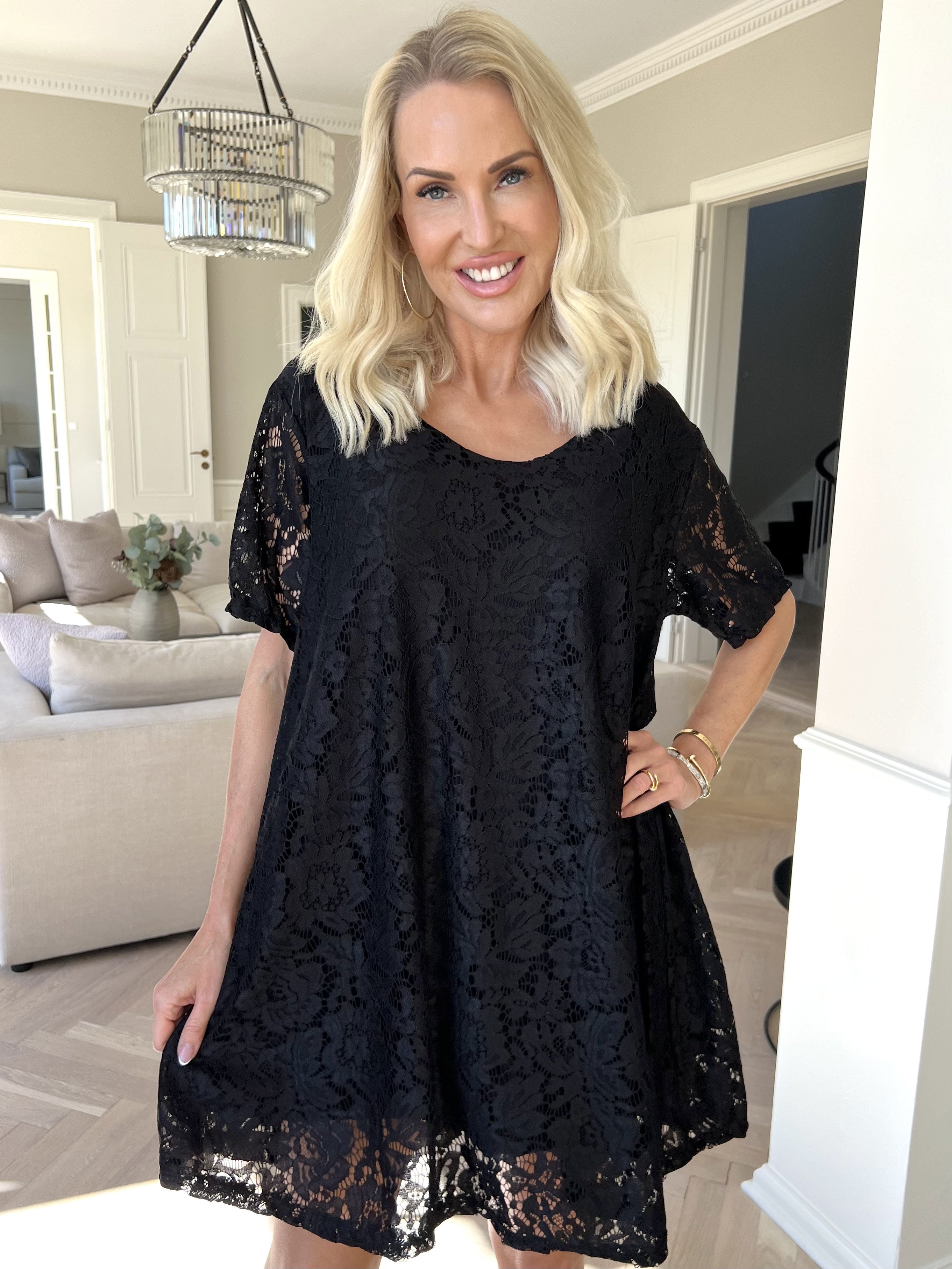 Gloria - Blondekjole i a-facon