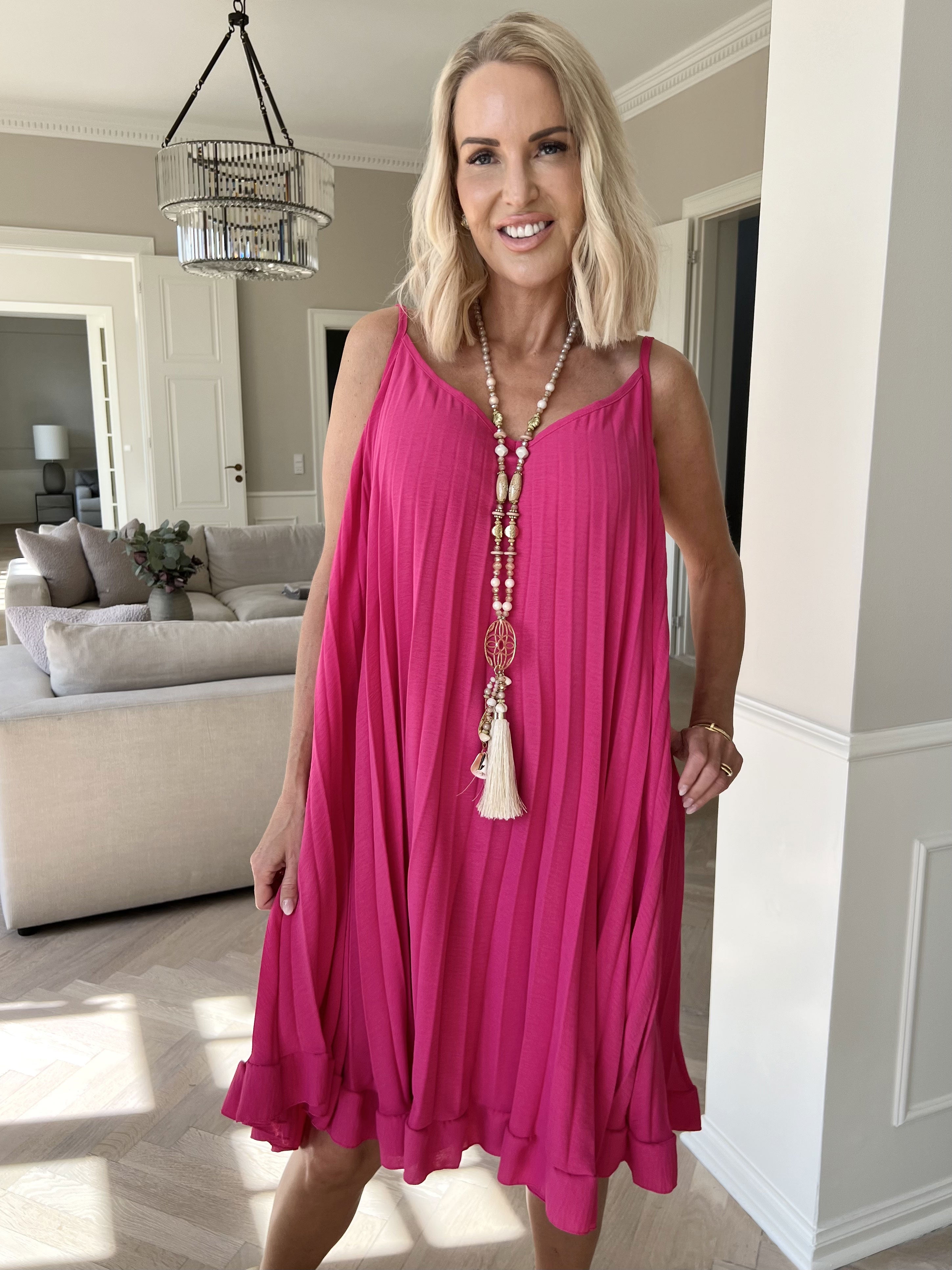 Harper - Plisseret viskose stropkjole i a-facon