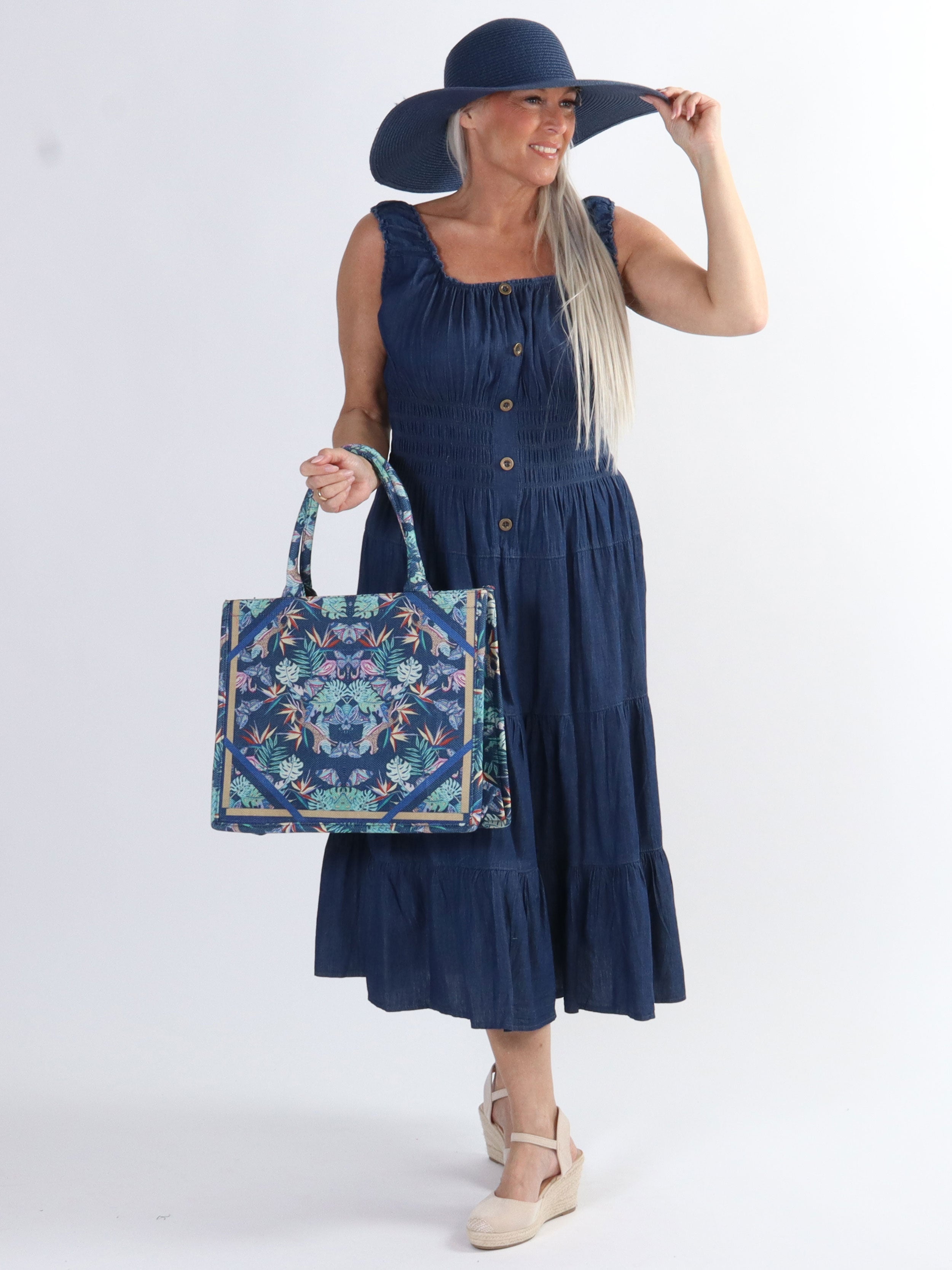 Harper Denim - Sød plus size kjole i bomuld med lag på lag look