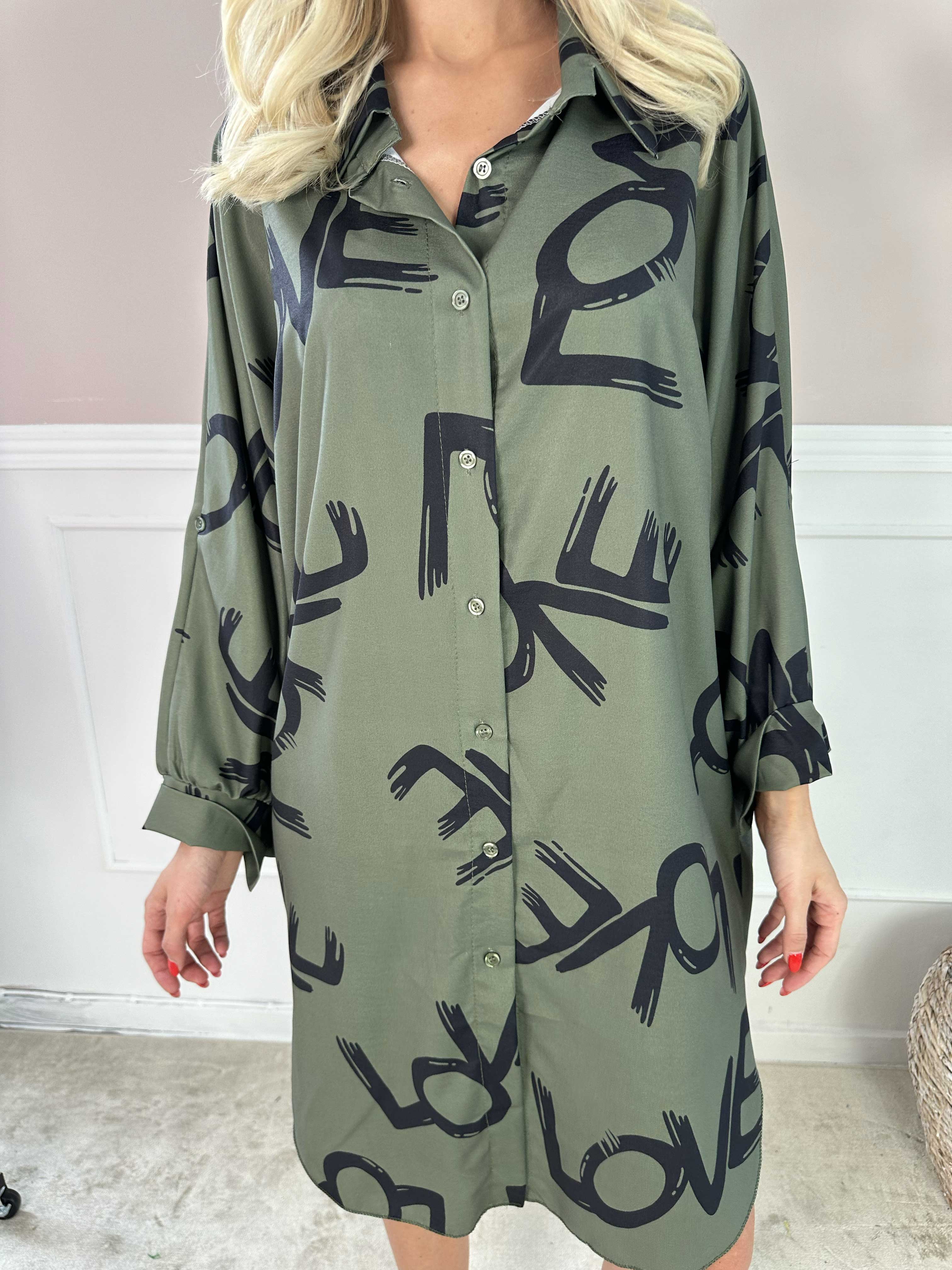 Havana - Skjortekjole med love stående og flagermusærmer