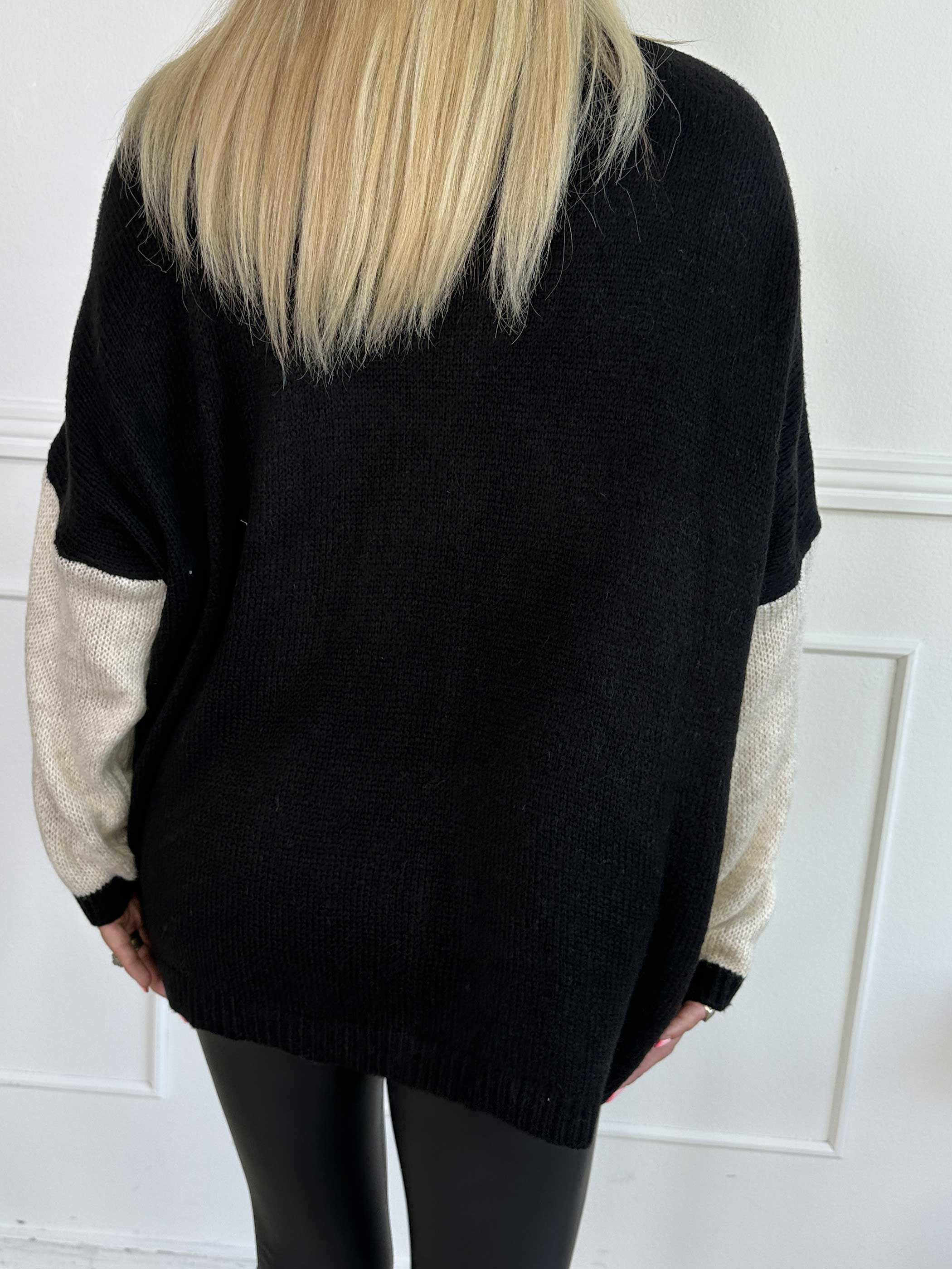 Hebe - Flerfarvet strikcardigan med guld knapper