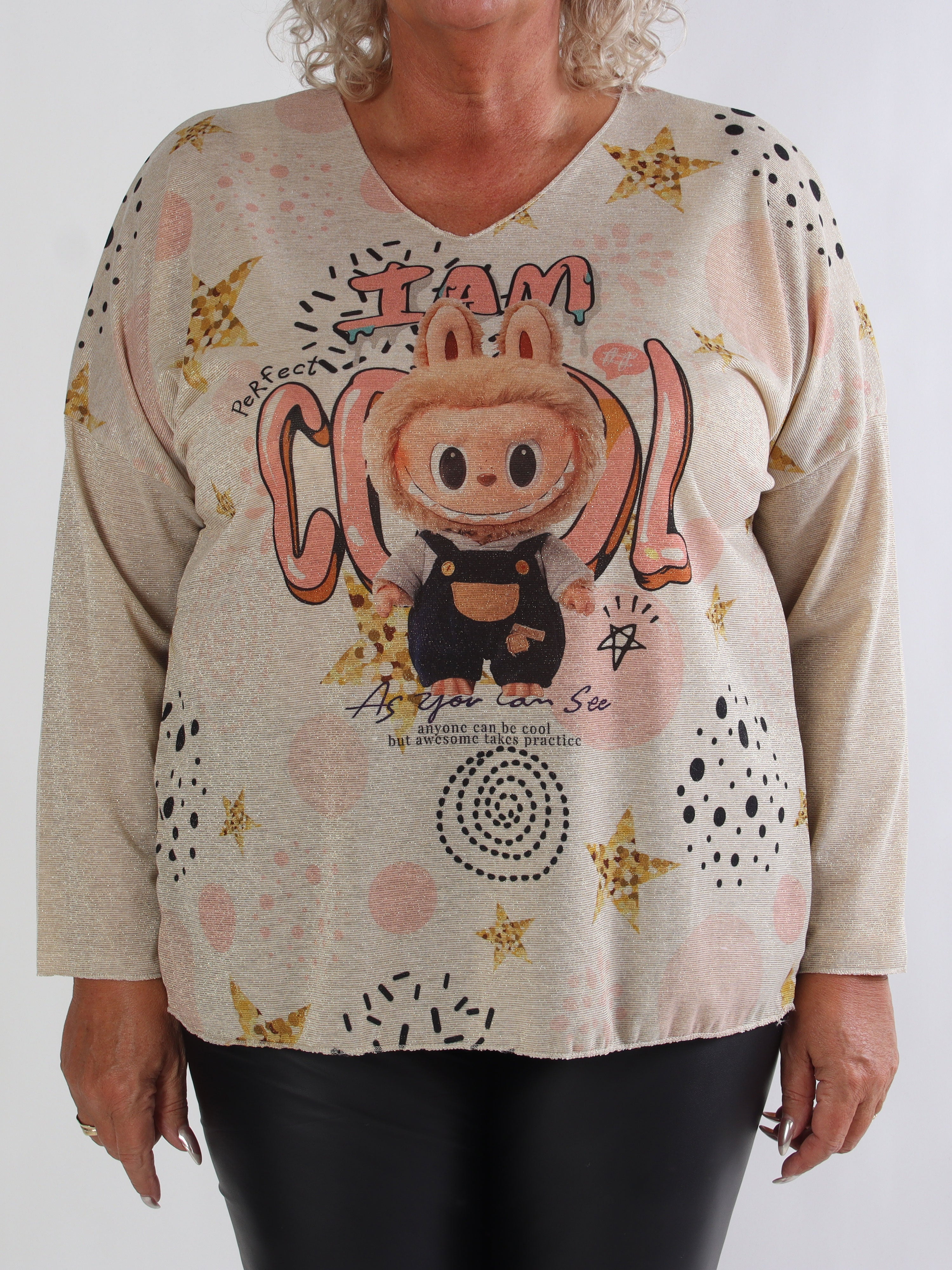 Hecate - Plus size bluse med søde motiver og glimmertråde