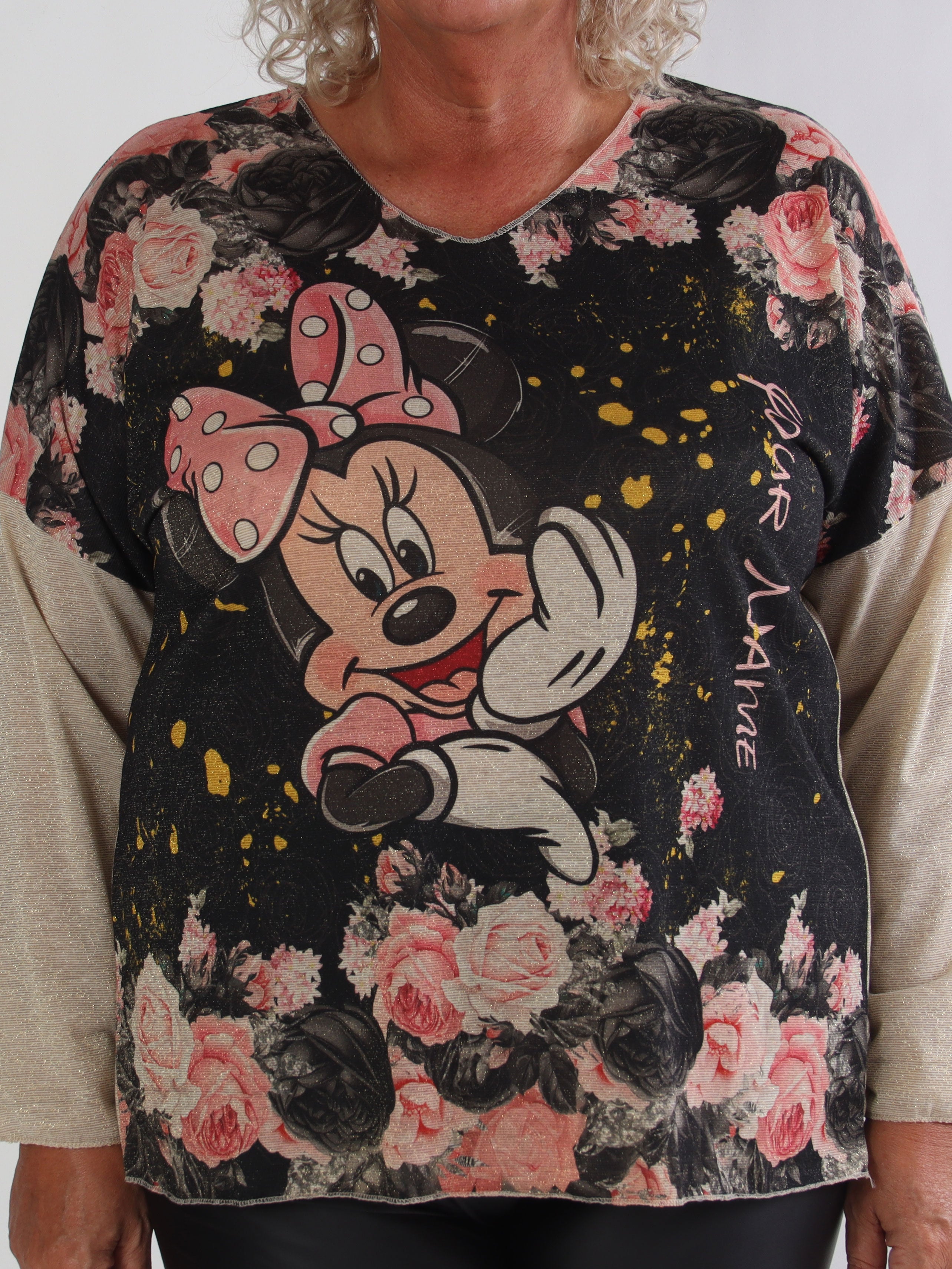 Hecate - Plus size bluse med søde motiver og glimmertråde