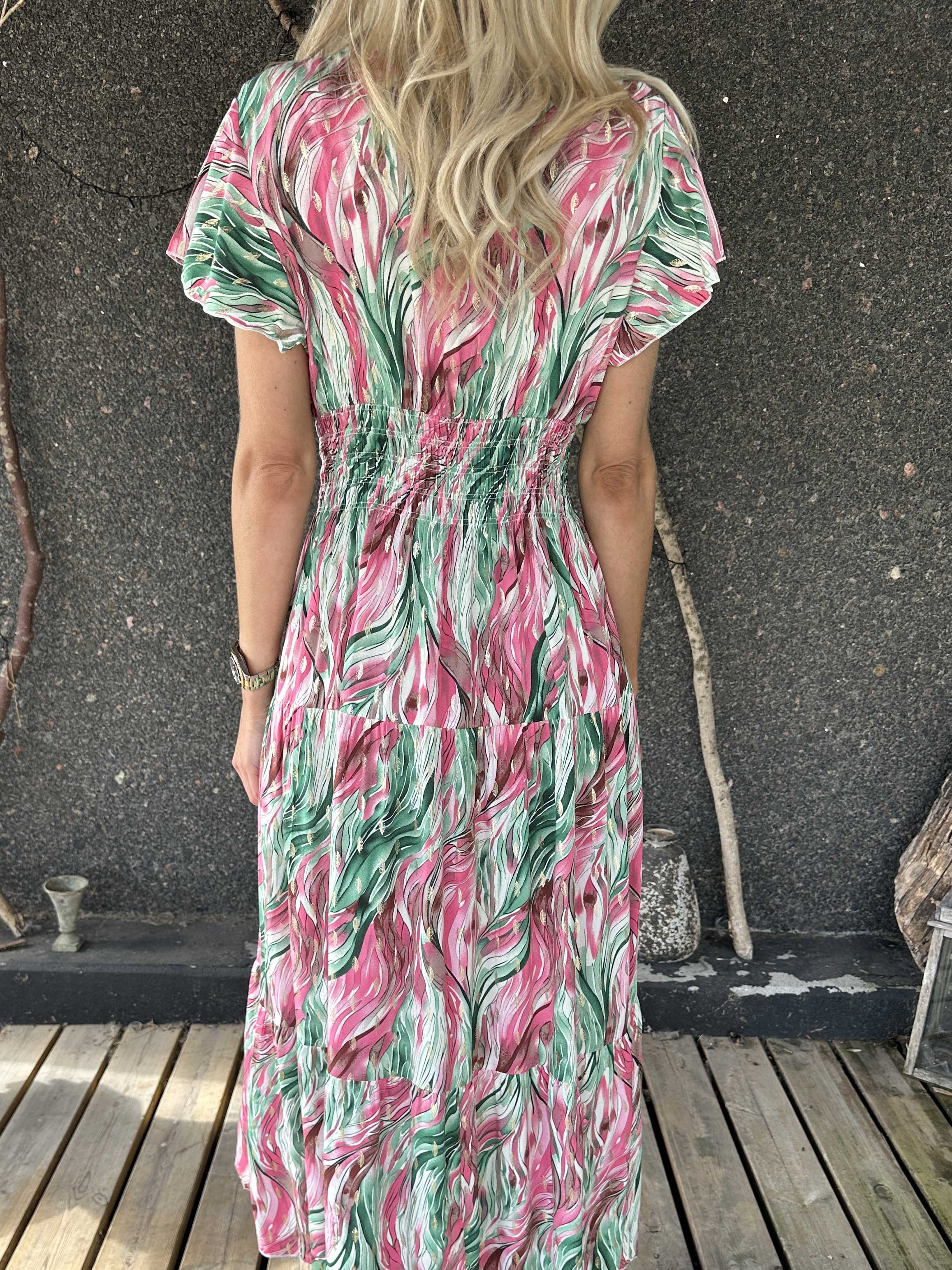 Hinata Pattern - Lang mønstret kjole i viskose med smock