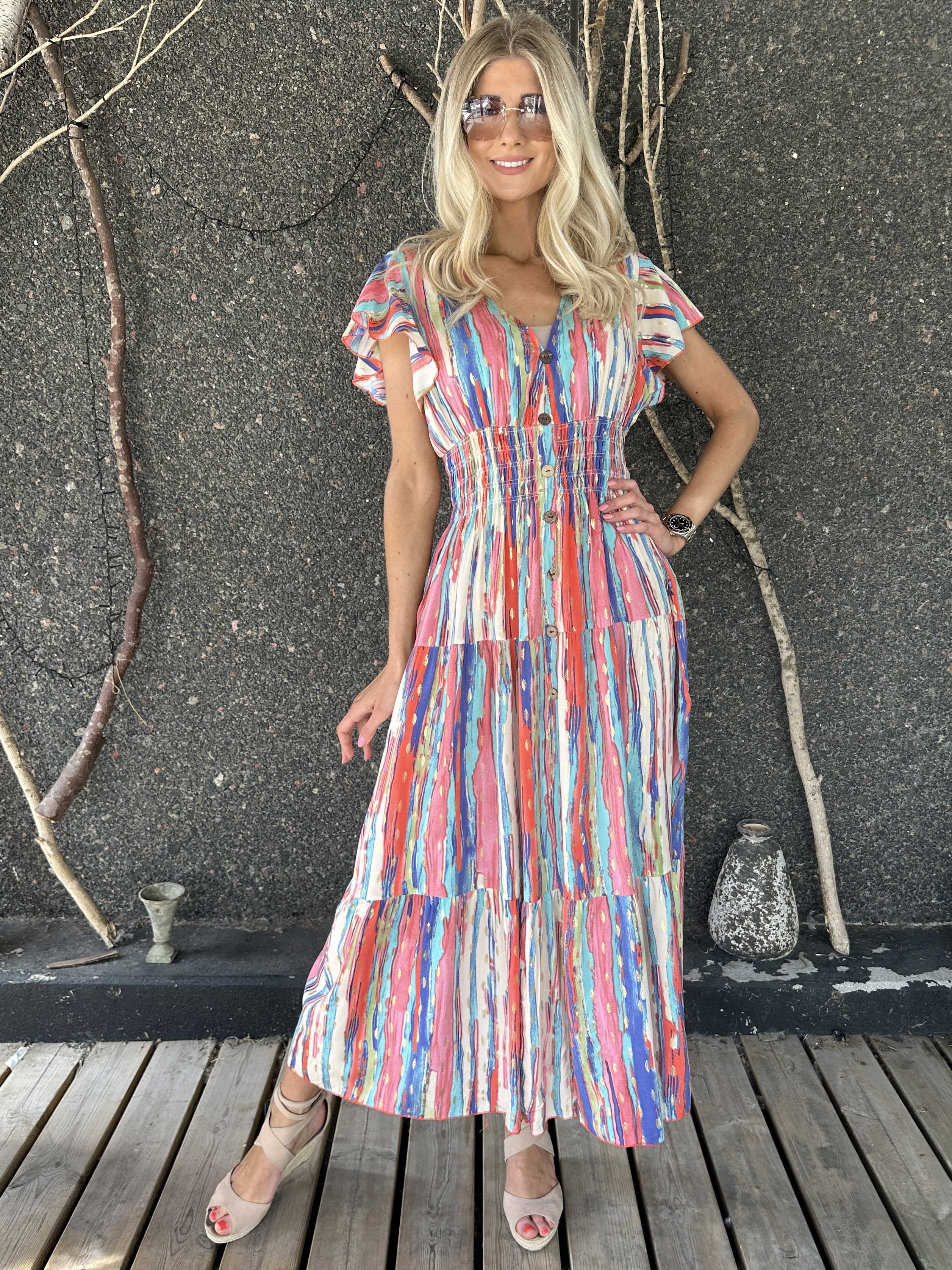 Hinata Stripe - Lang stribet kjole i viskose med smock