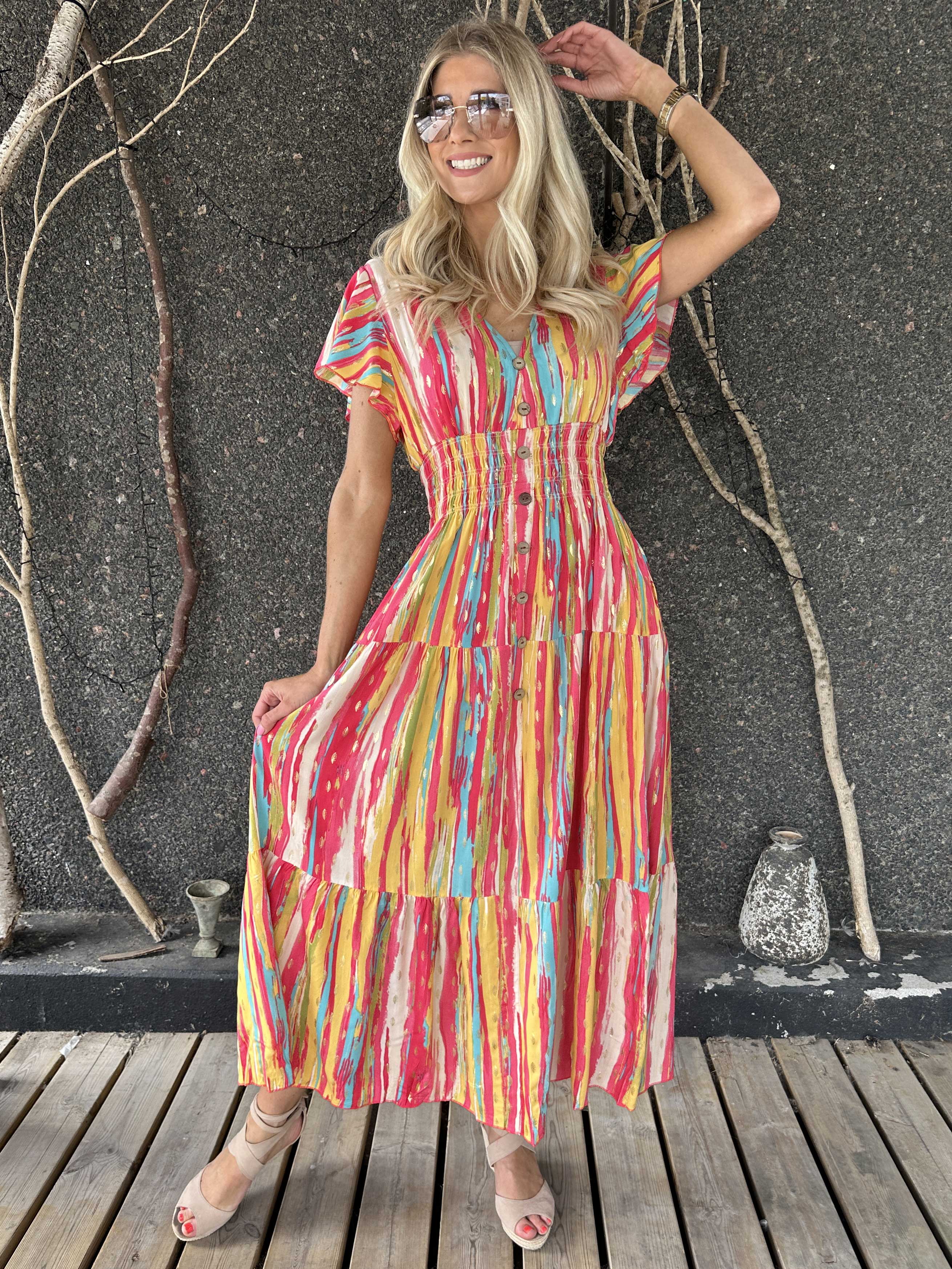 Hinata Stripe - Lang stribet kjole i viskose med smock