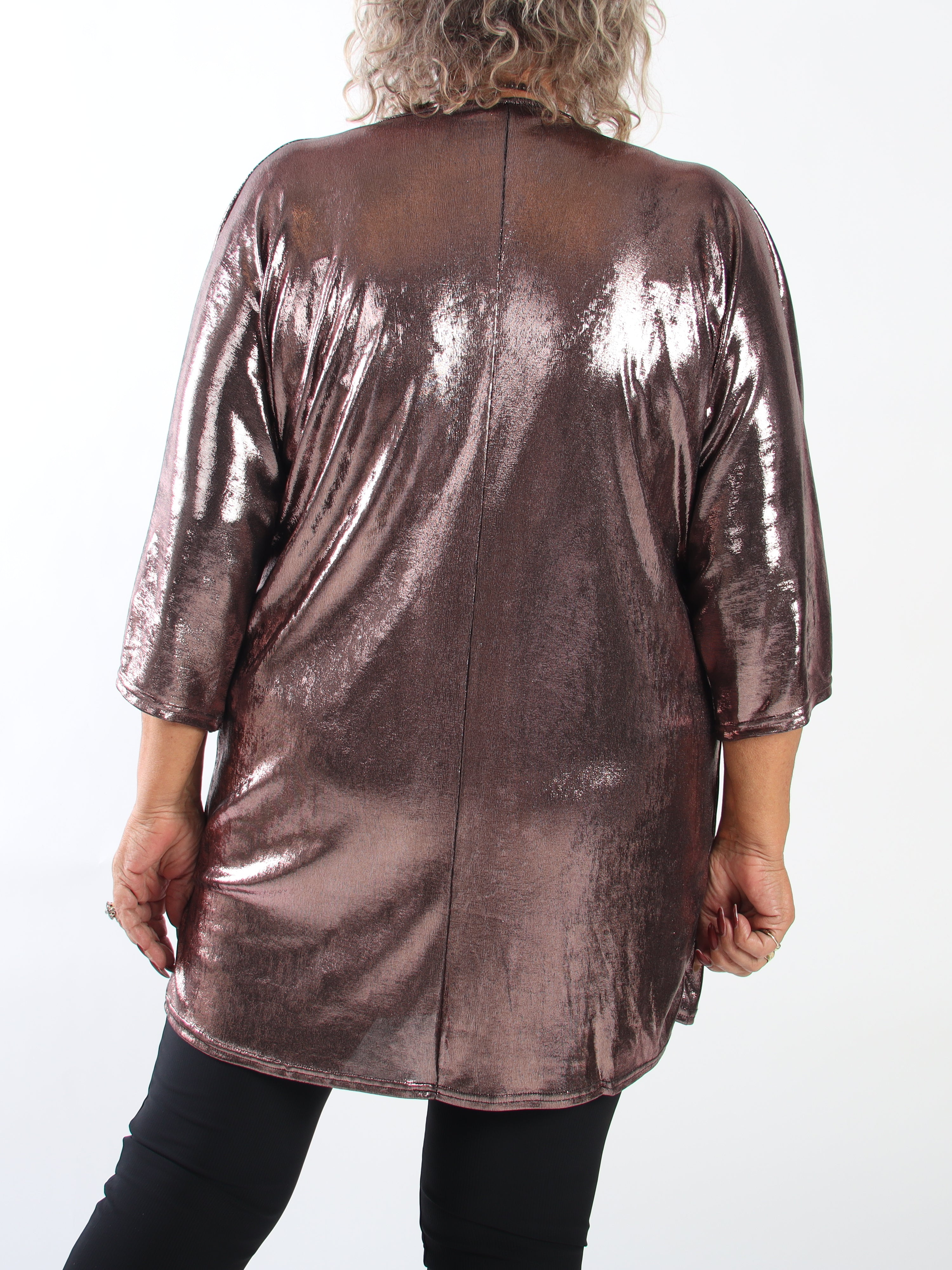 Honey - Shiny og stretchy plus size tunika med V-udskæring og en løs pasform