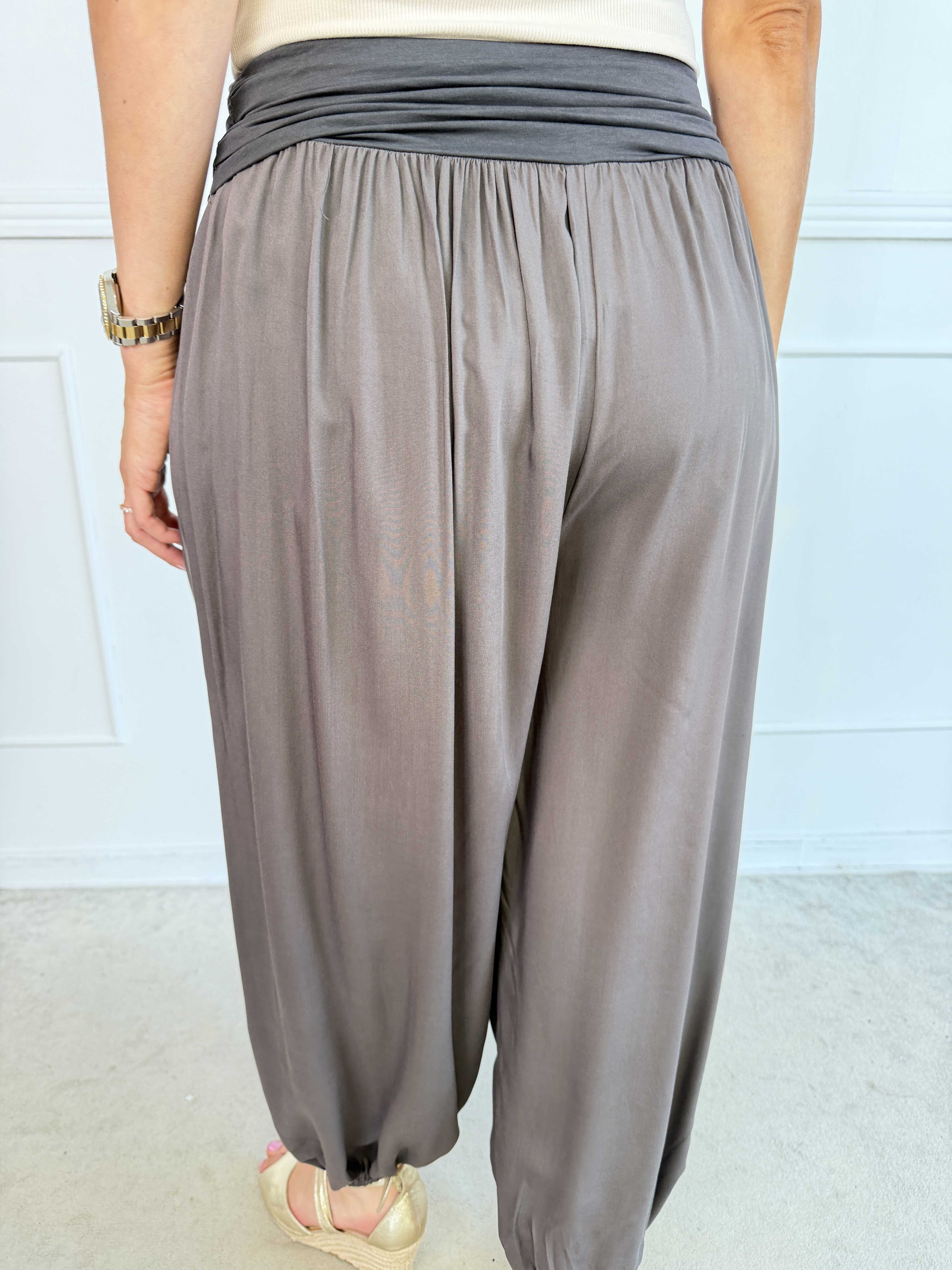 Lava - Plus size haremsbukser i viskose med elastikkant i livet