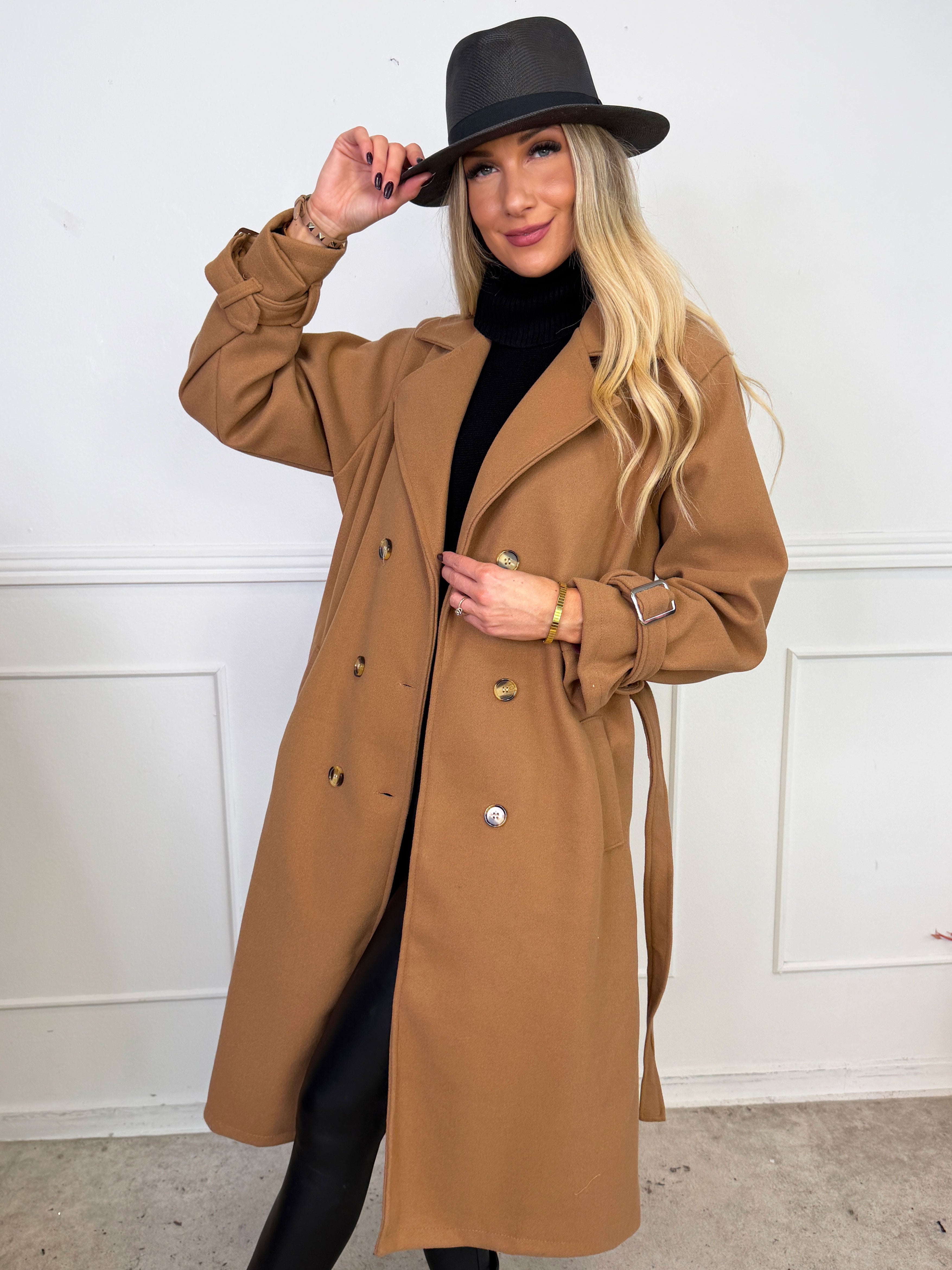Sharpay Coat - Plus size trenchcoat med bindebånd