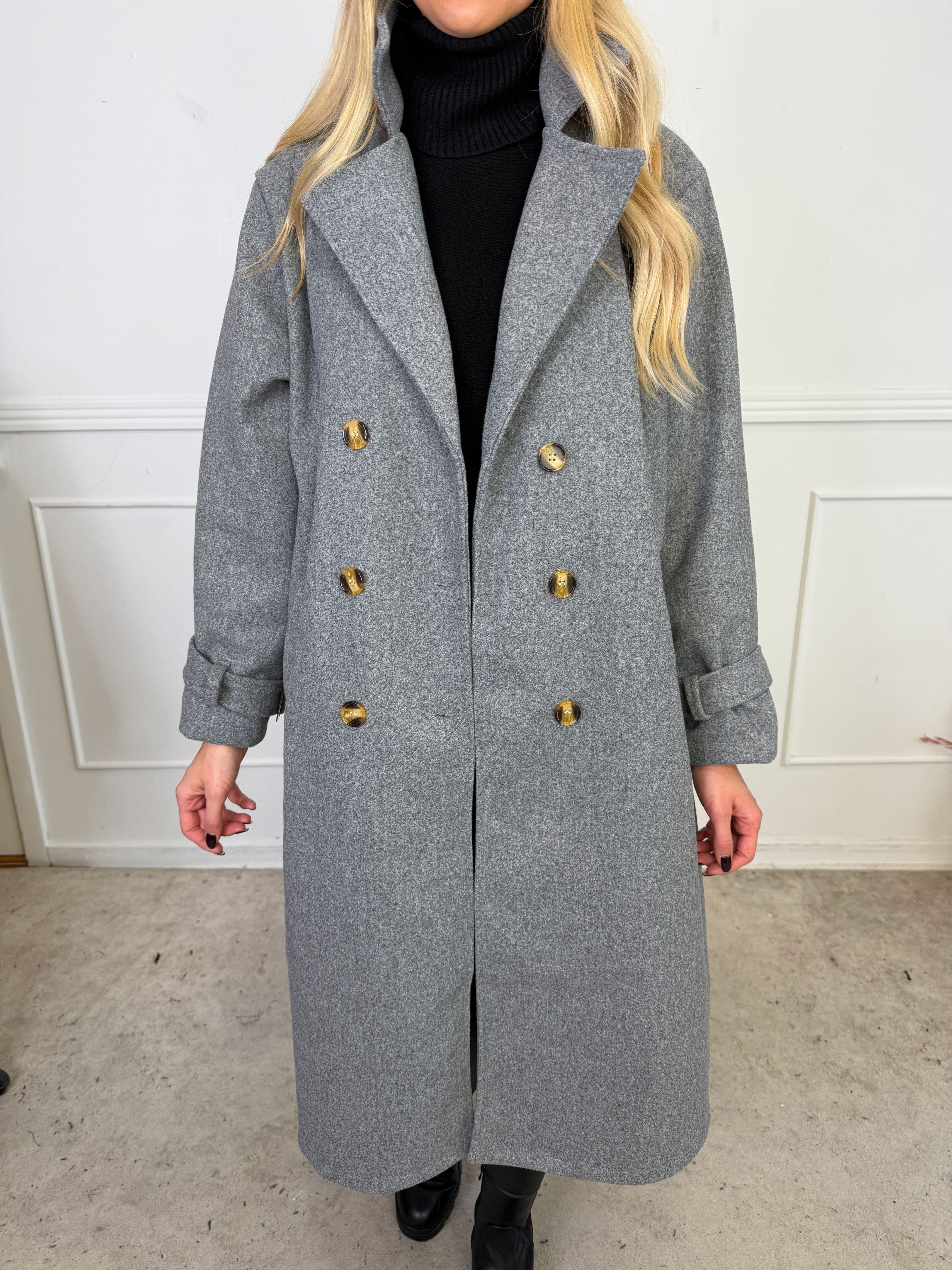 Sharpay Coat - Plus size trenchcoat med bindebånd
