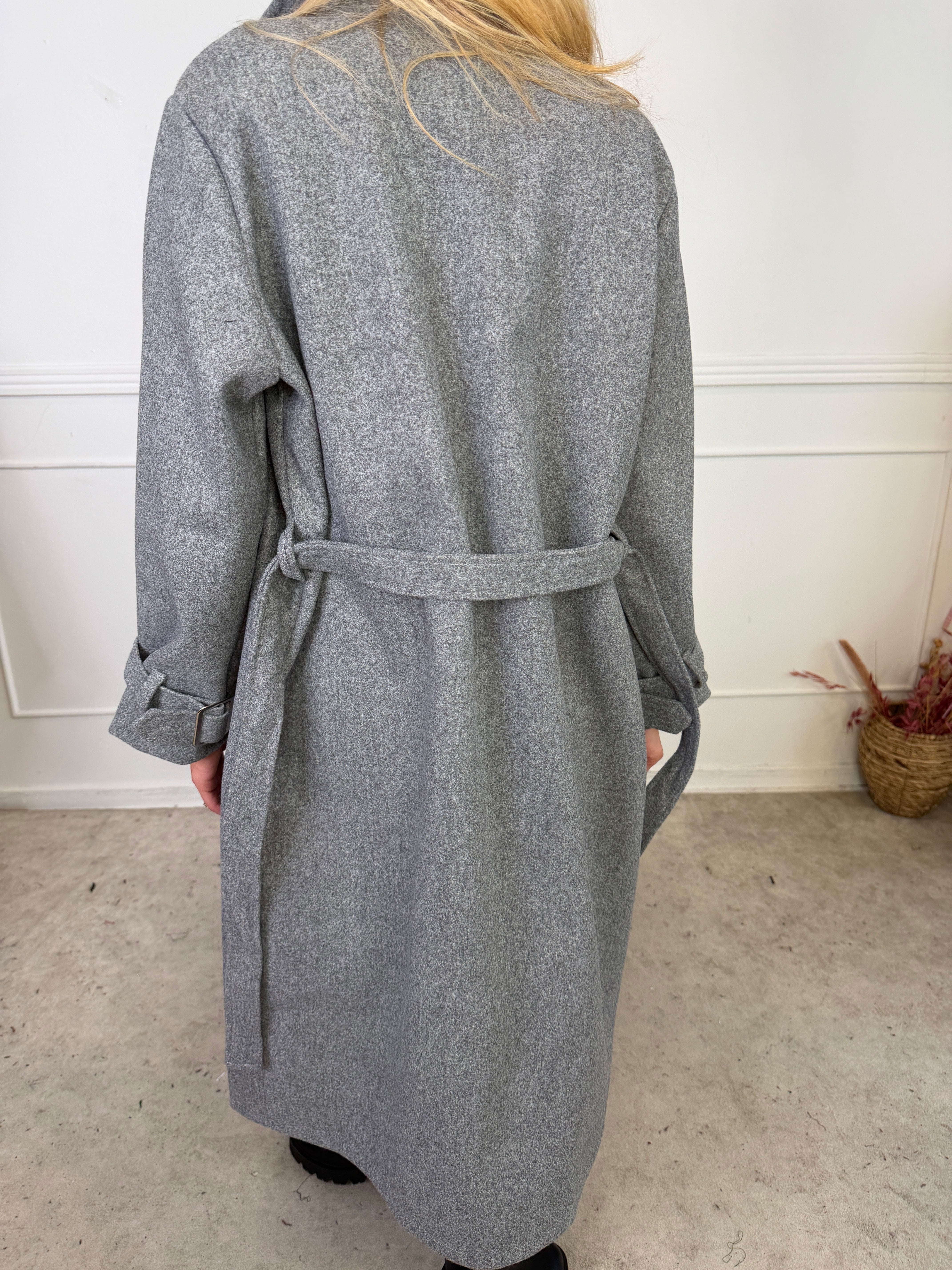 Sharpay Coat - Plus size trenchcoat med bindebånd