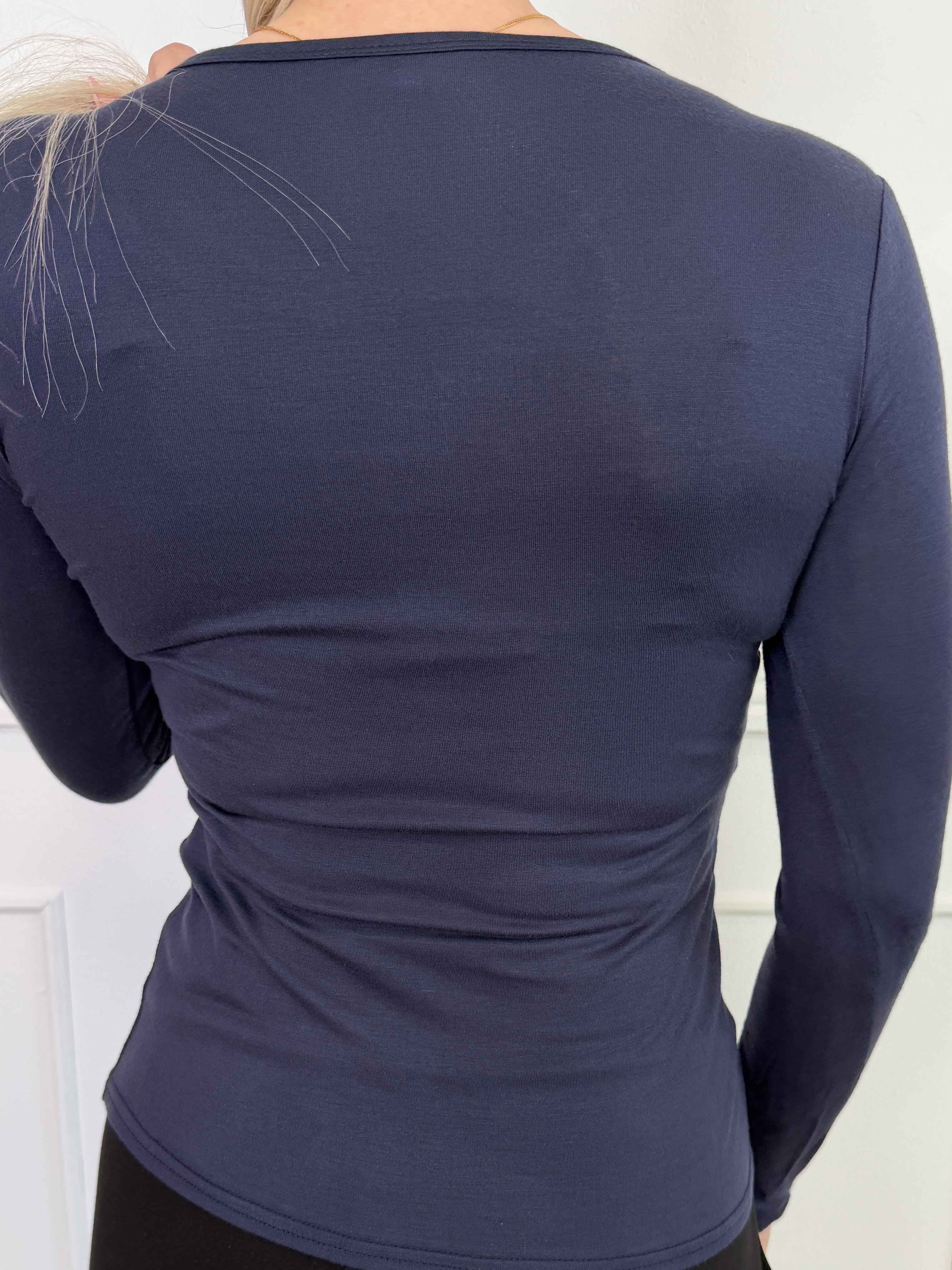 Othilia - Blød langærmet basis bluse