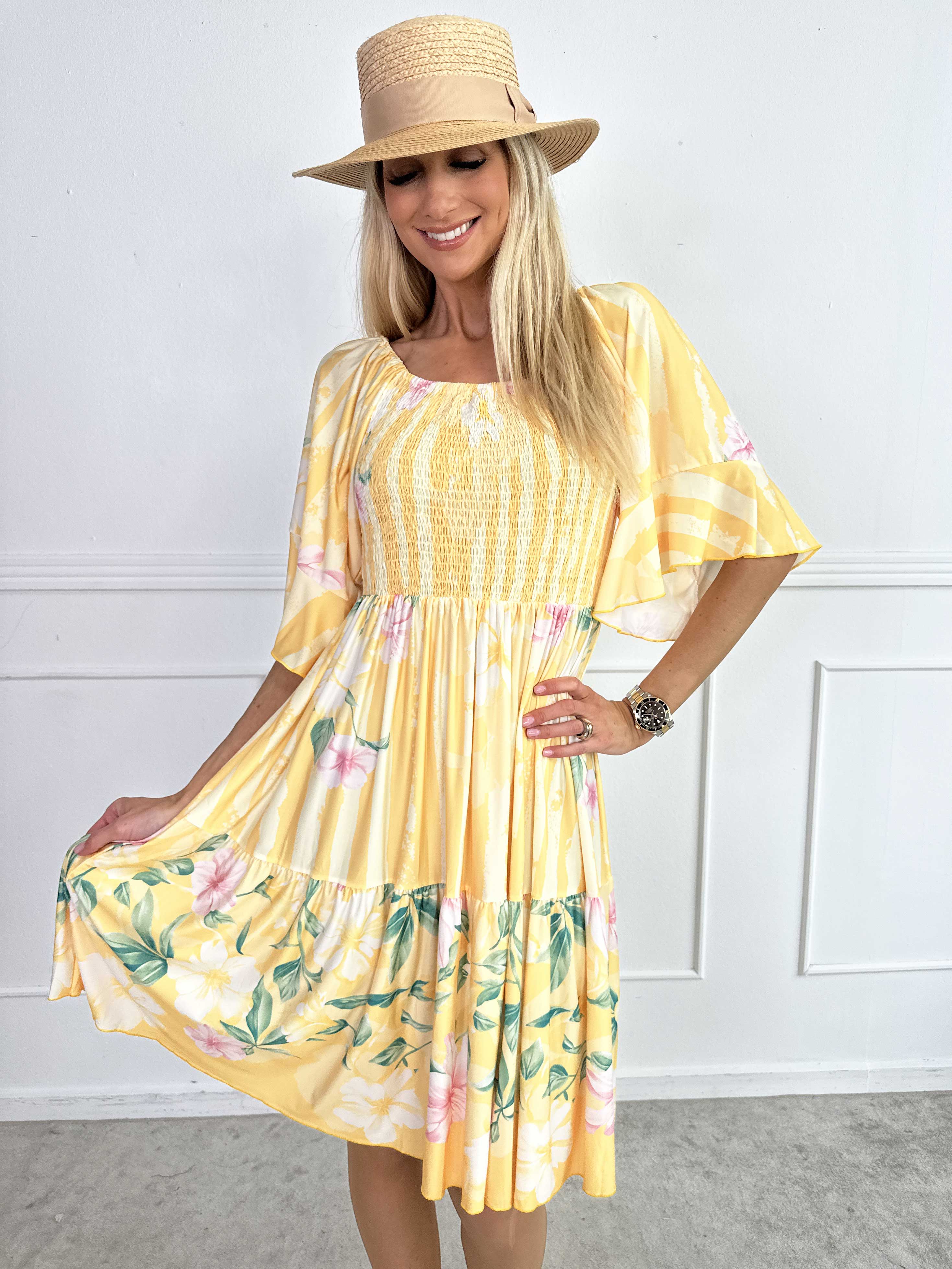 Elna Floral Stripe Short - Blomstret elastisk kjole med smock over brystet