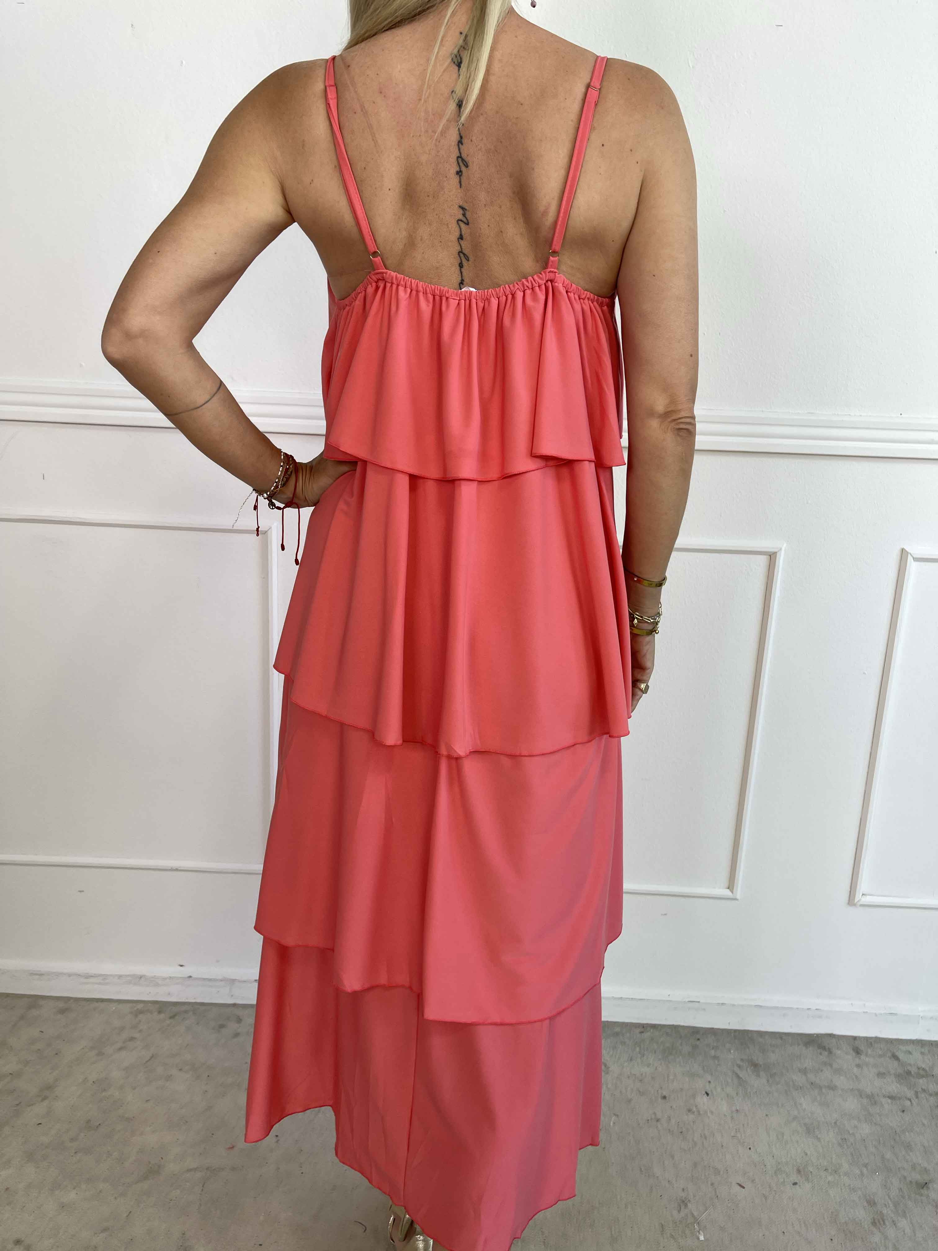 Anastasia - Elastisk stropkjole med flæser