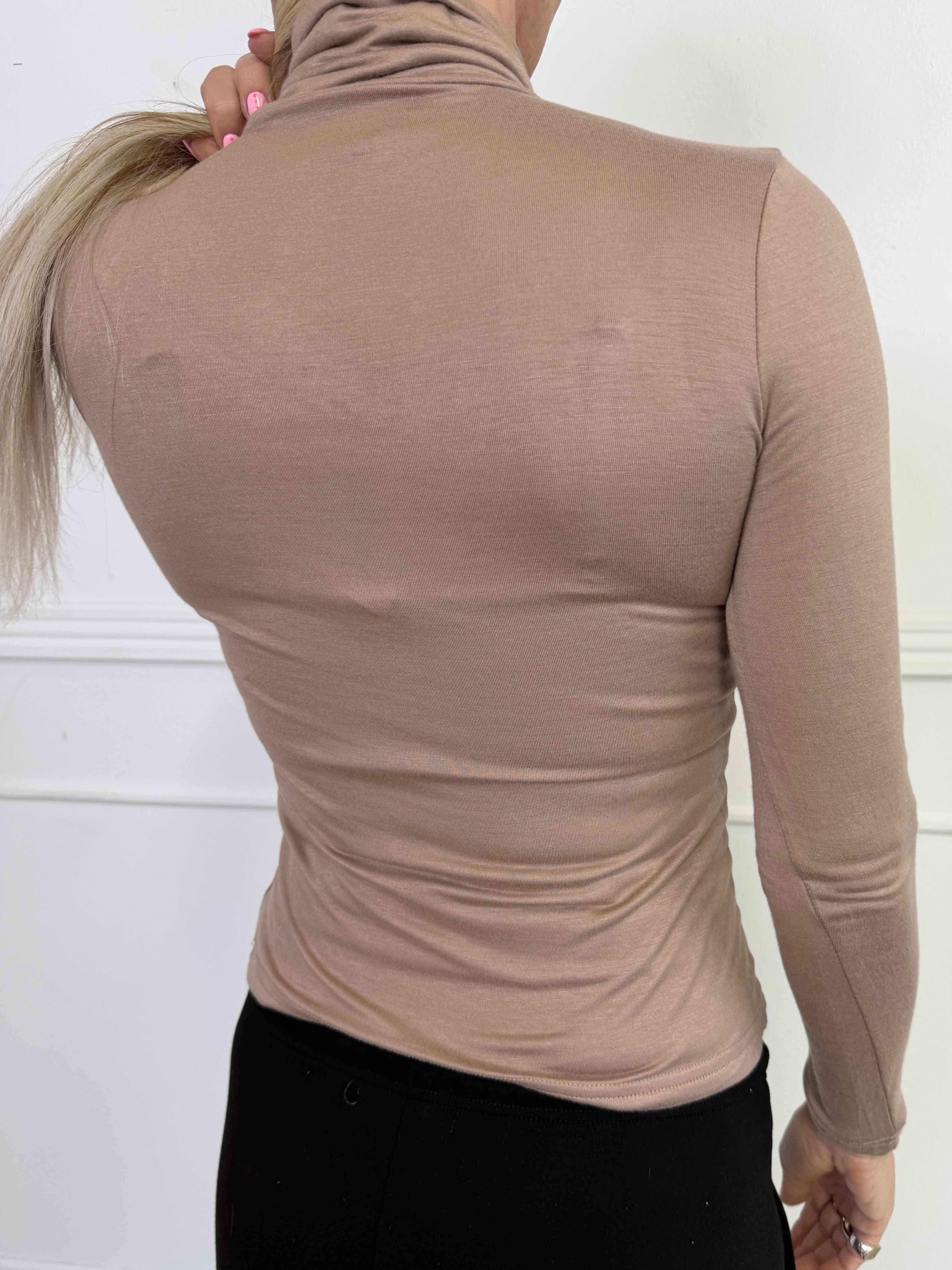 Noras - Langærmet basis bluse i viskose med turtleneck