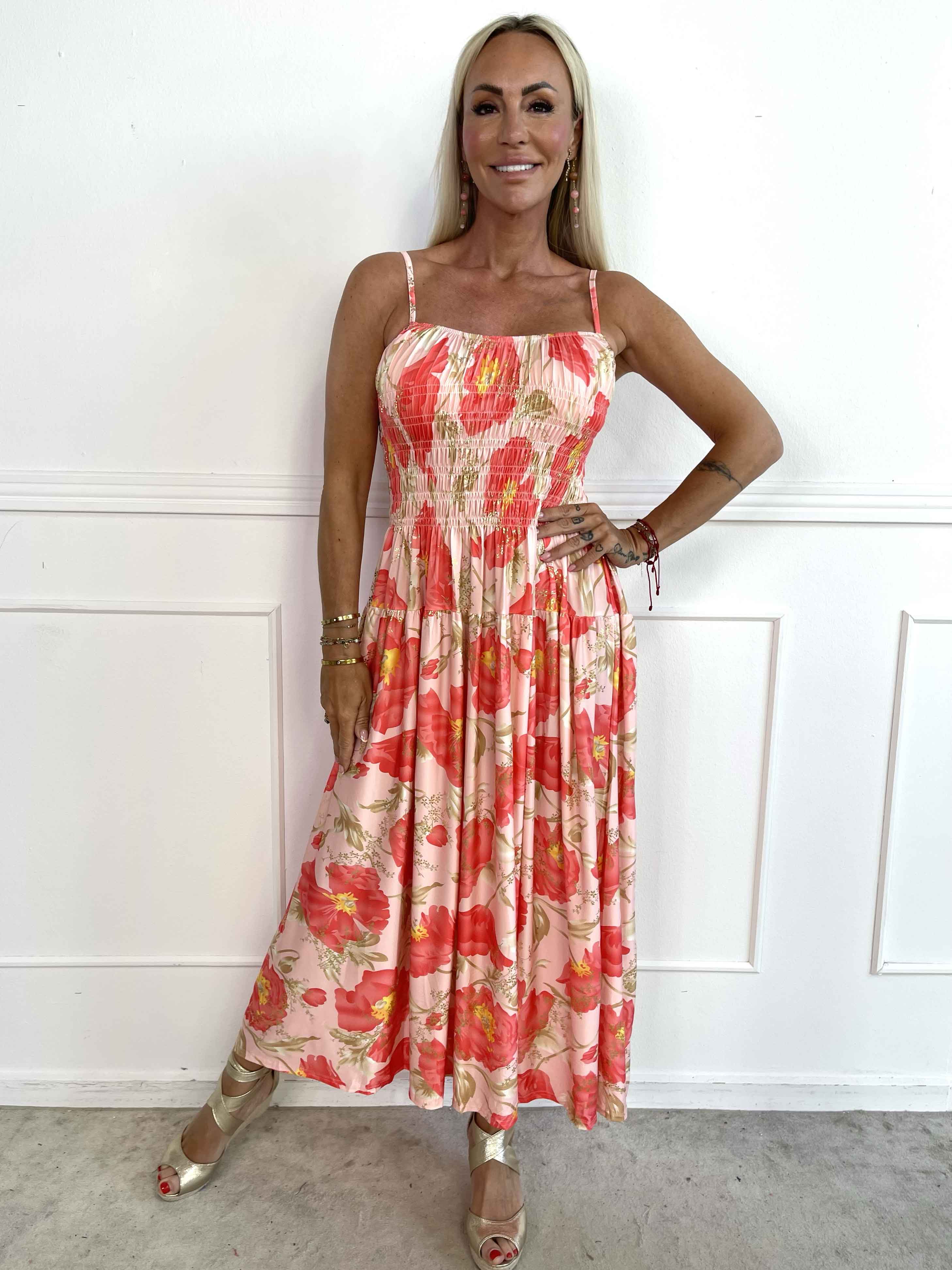 Maira Botanic - Sød elastisk stropkjole med blomsterprint og smock