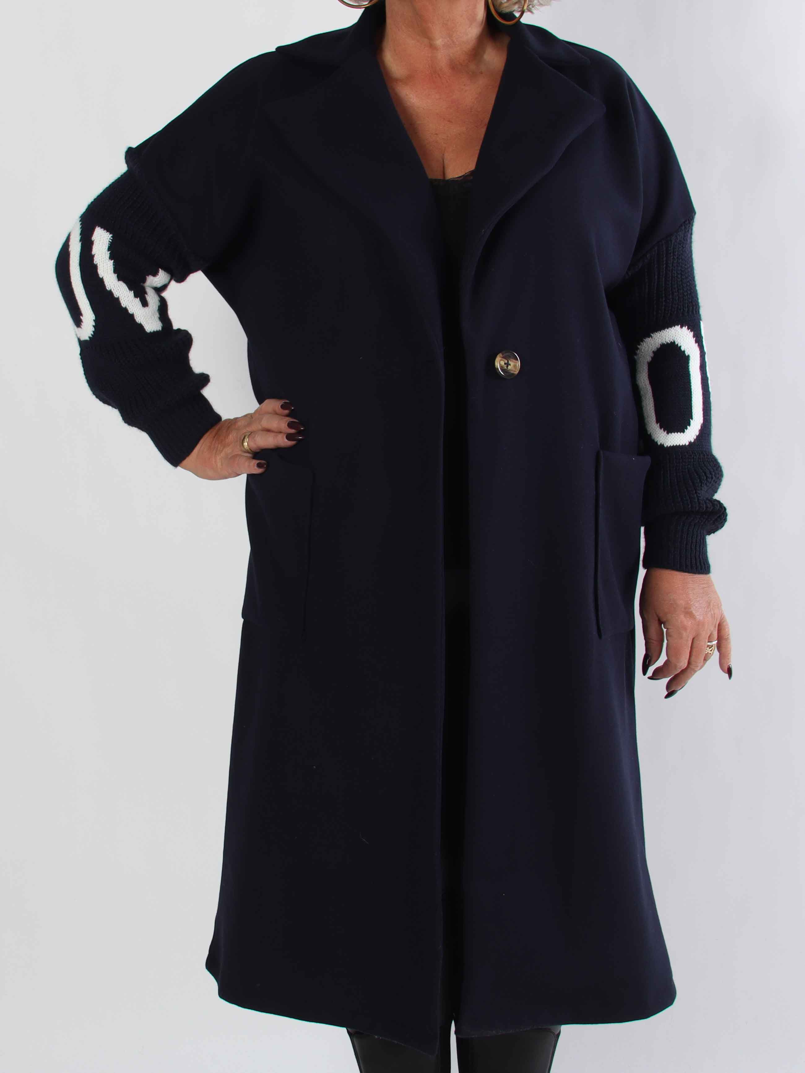 Debbie Midi - Fin plus size frakke med strikærmer