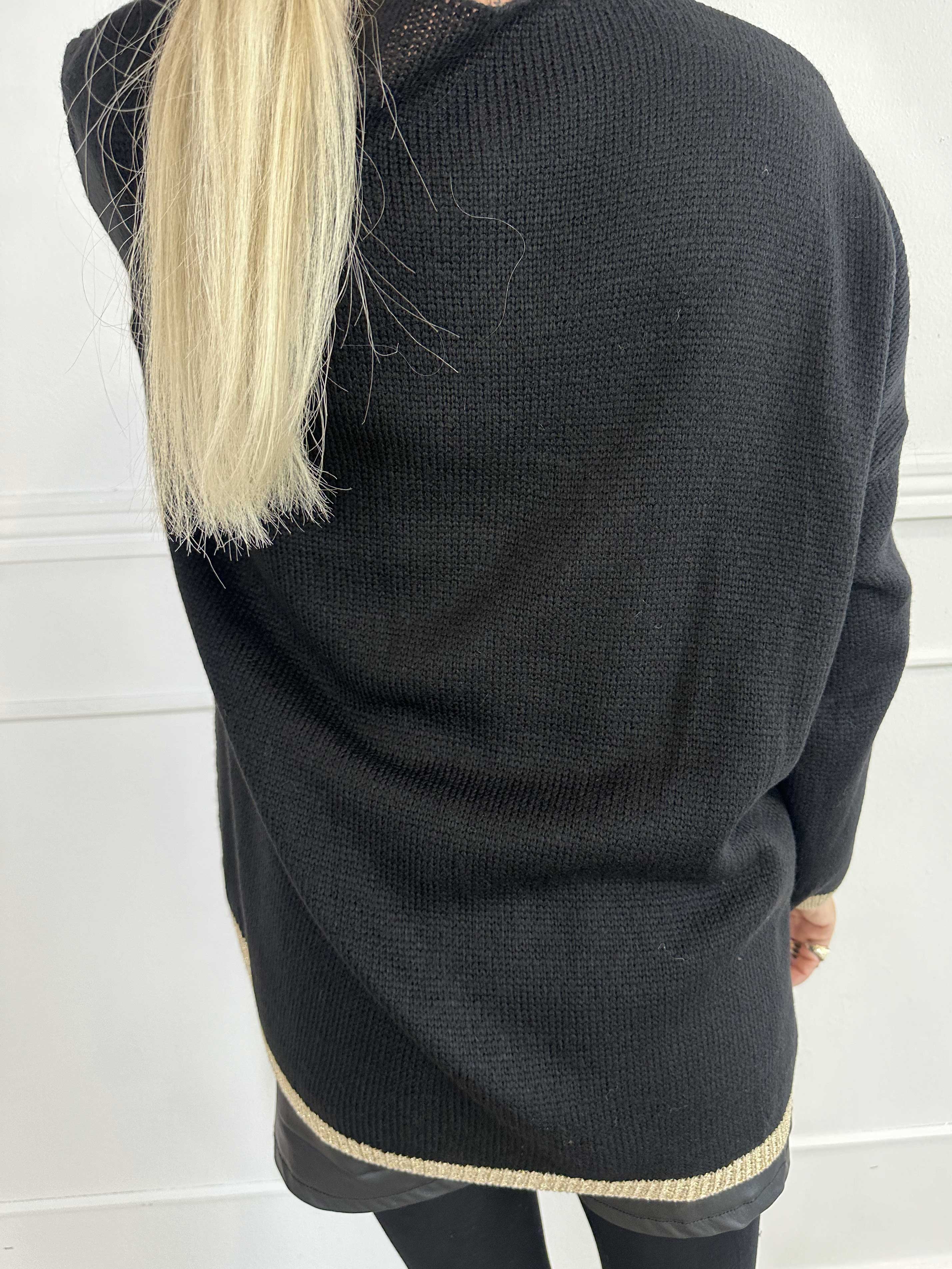 Martine - Sød strik med uld og guld hjerter