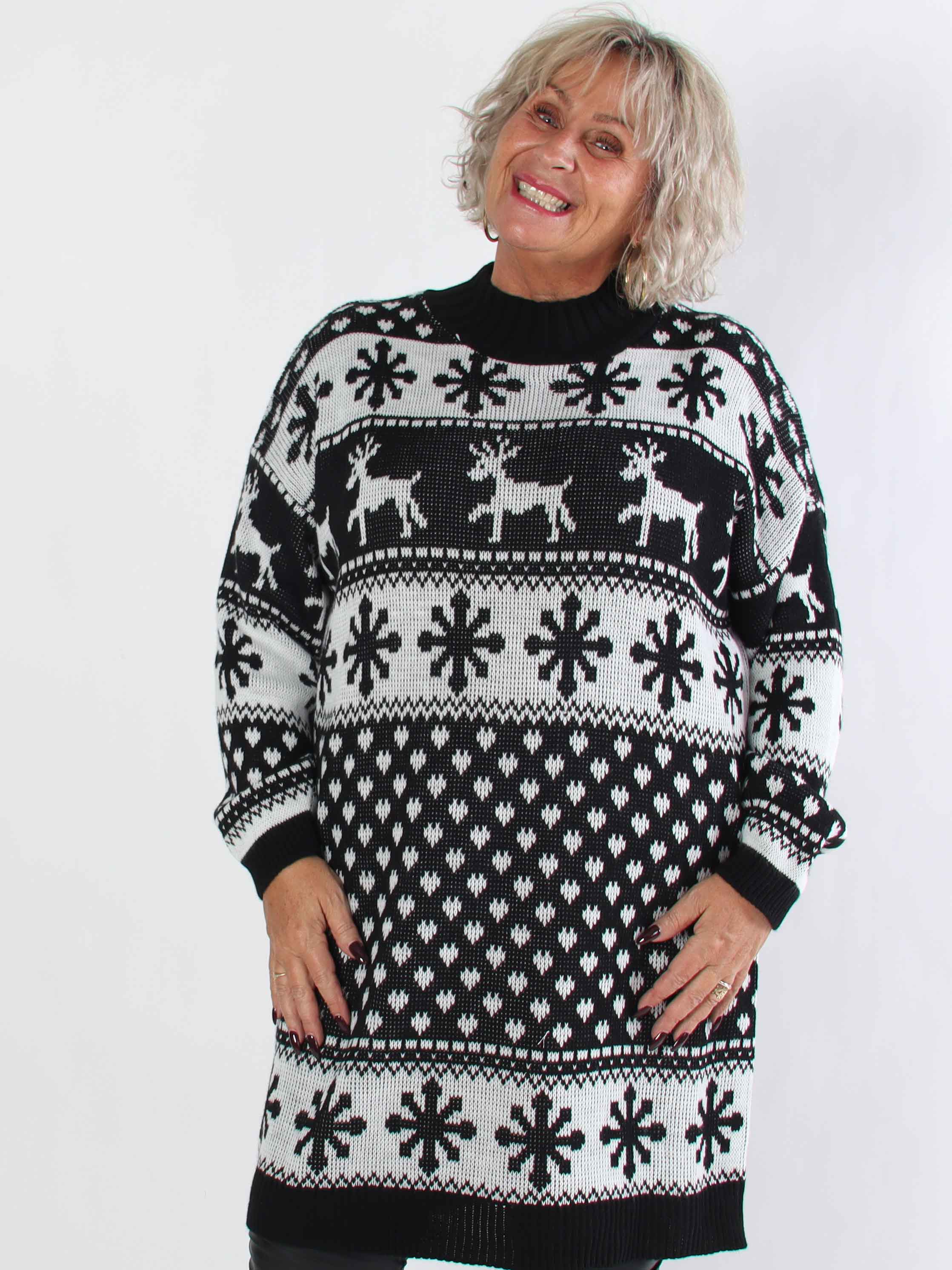 Elza - Plus size julestrikkjole med rensdyr og snefnug