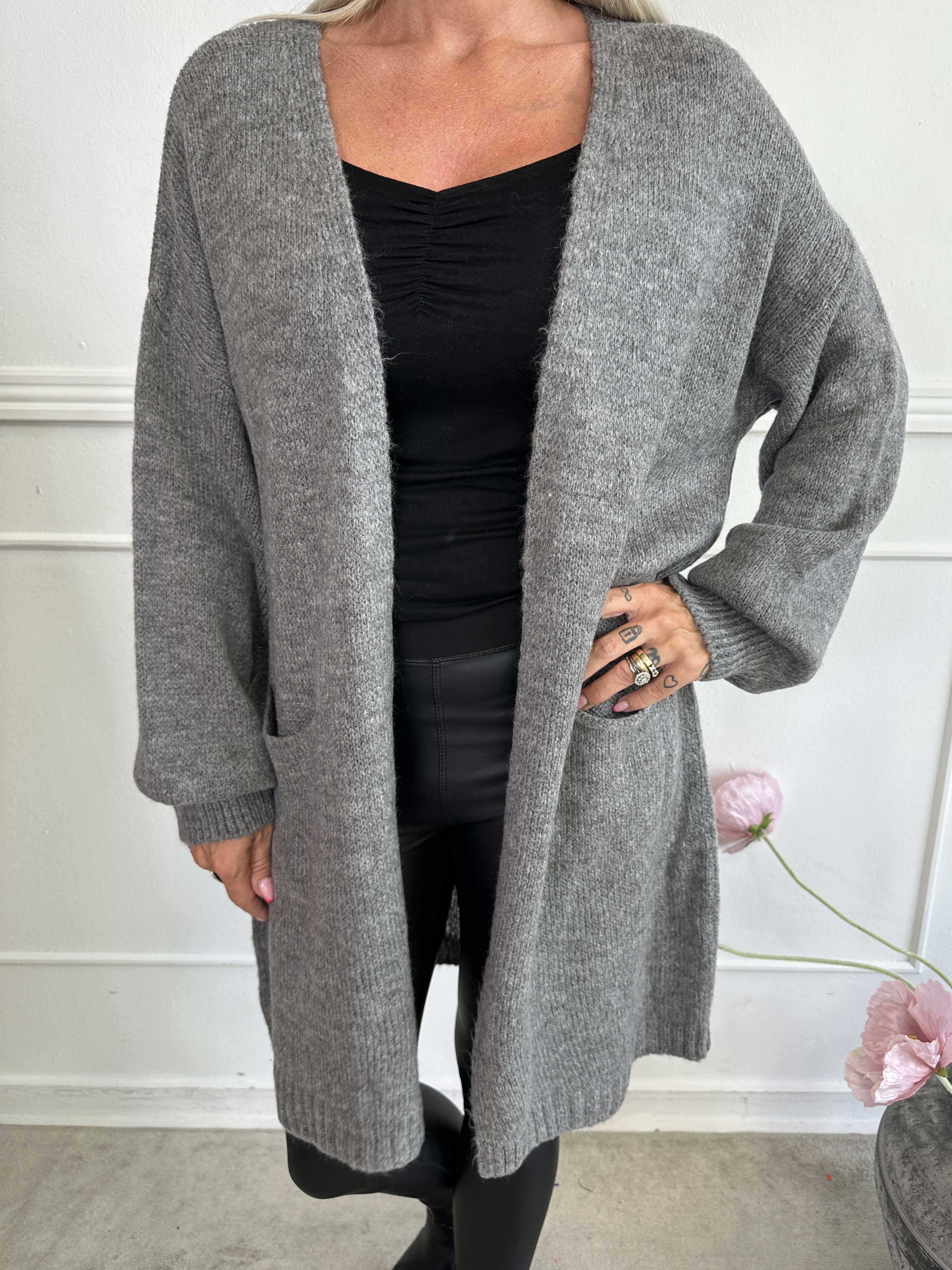 Valentine - Strikcardigan med lommer