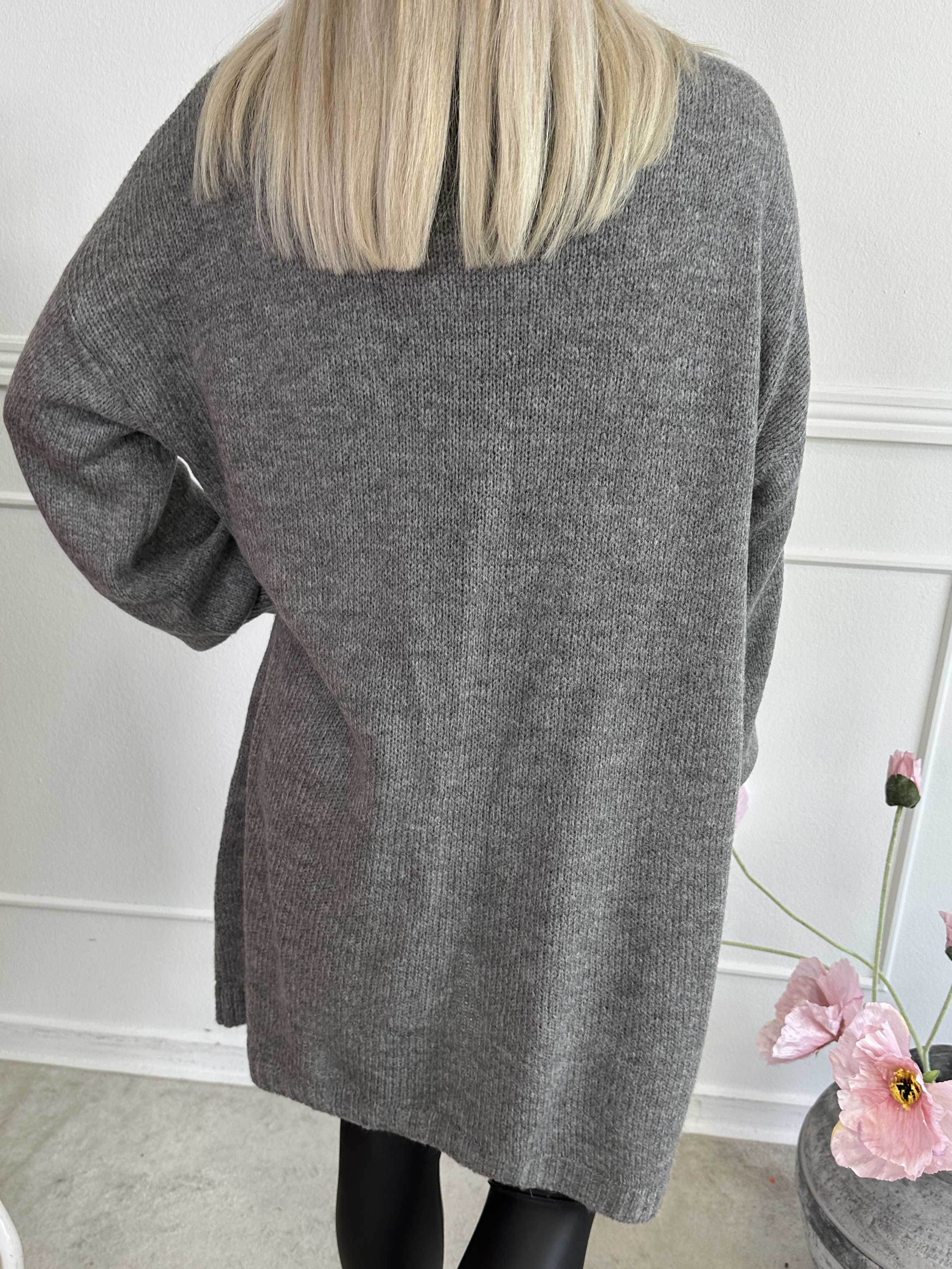 Valentine - Strikcardigan med lommer