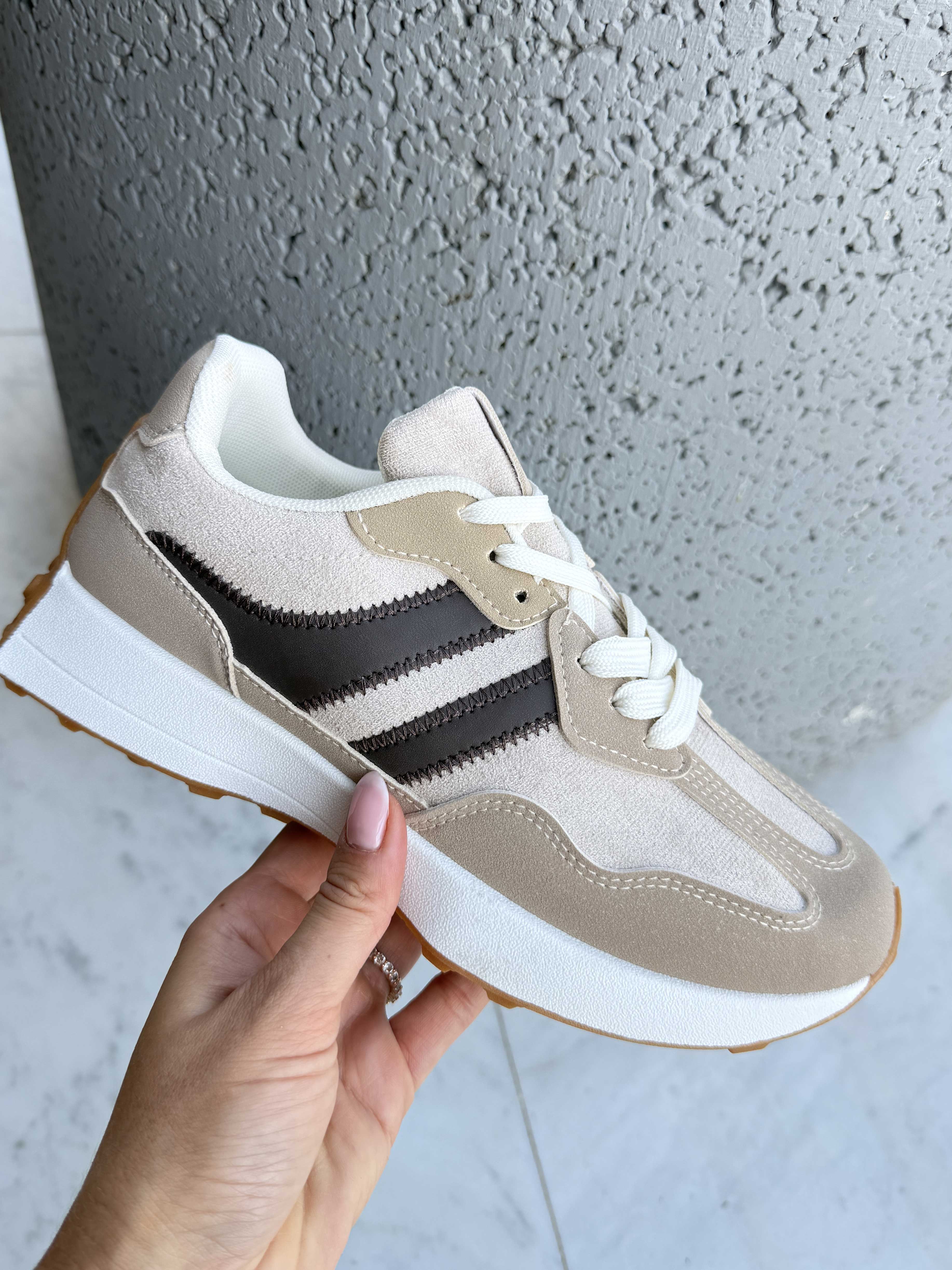 Elva - Sneakers i ruskindslook med hvid sål
