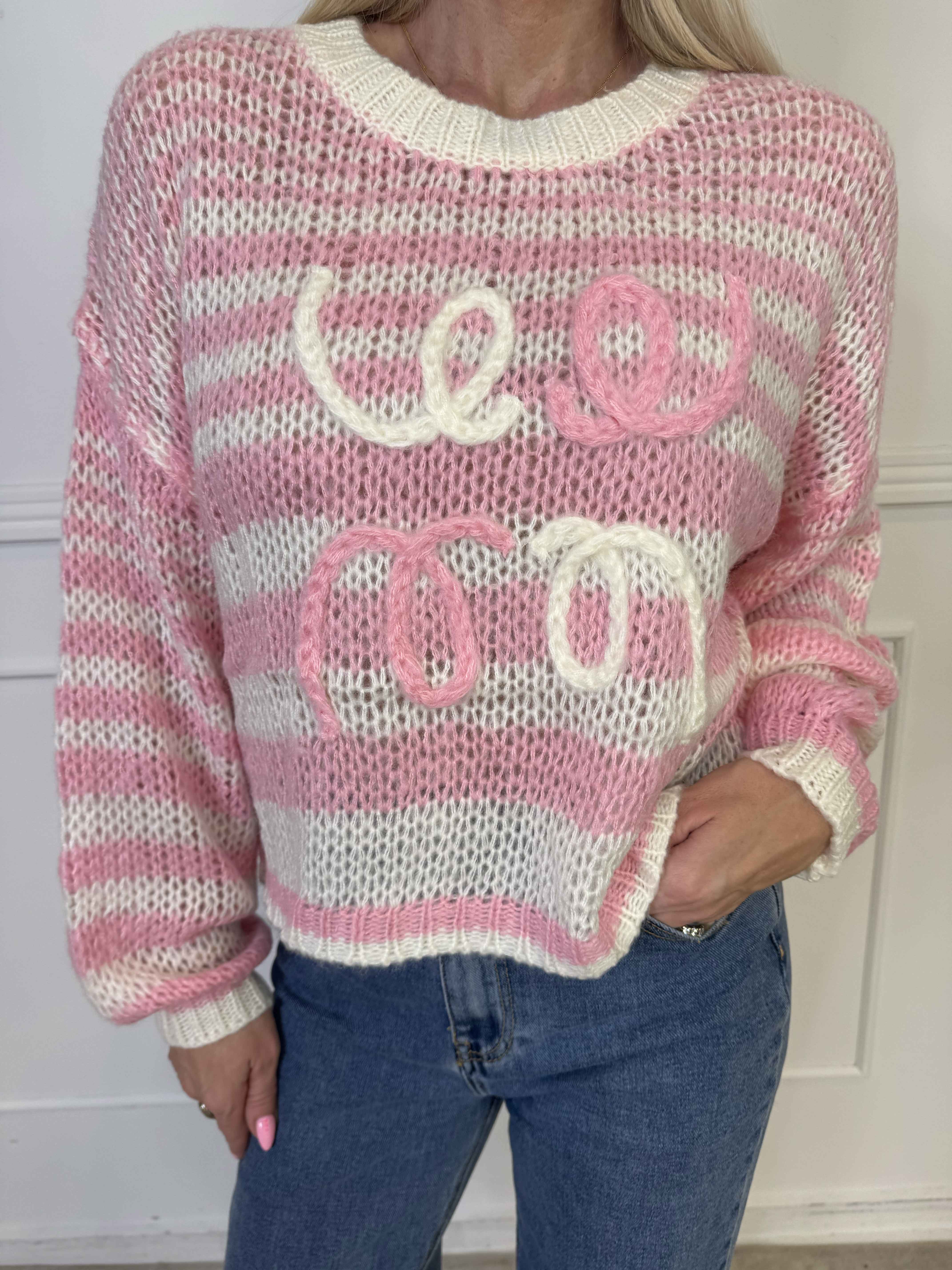 Sevillia - Hyggelig sort og hvid stribet strik