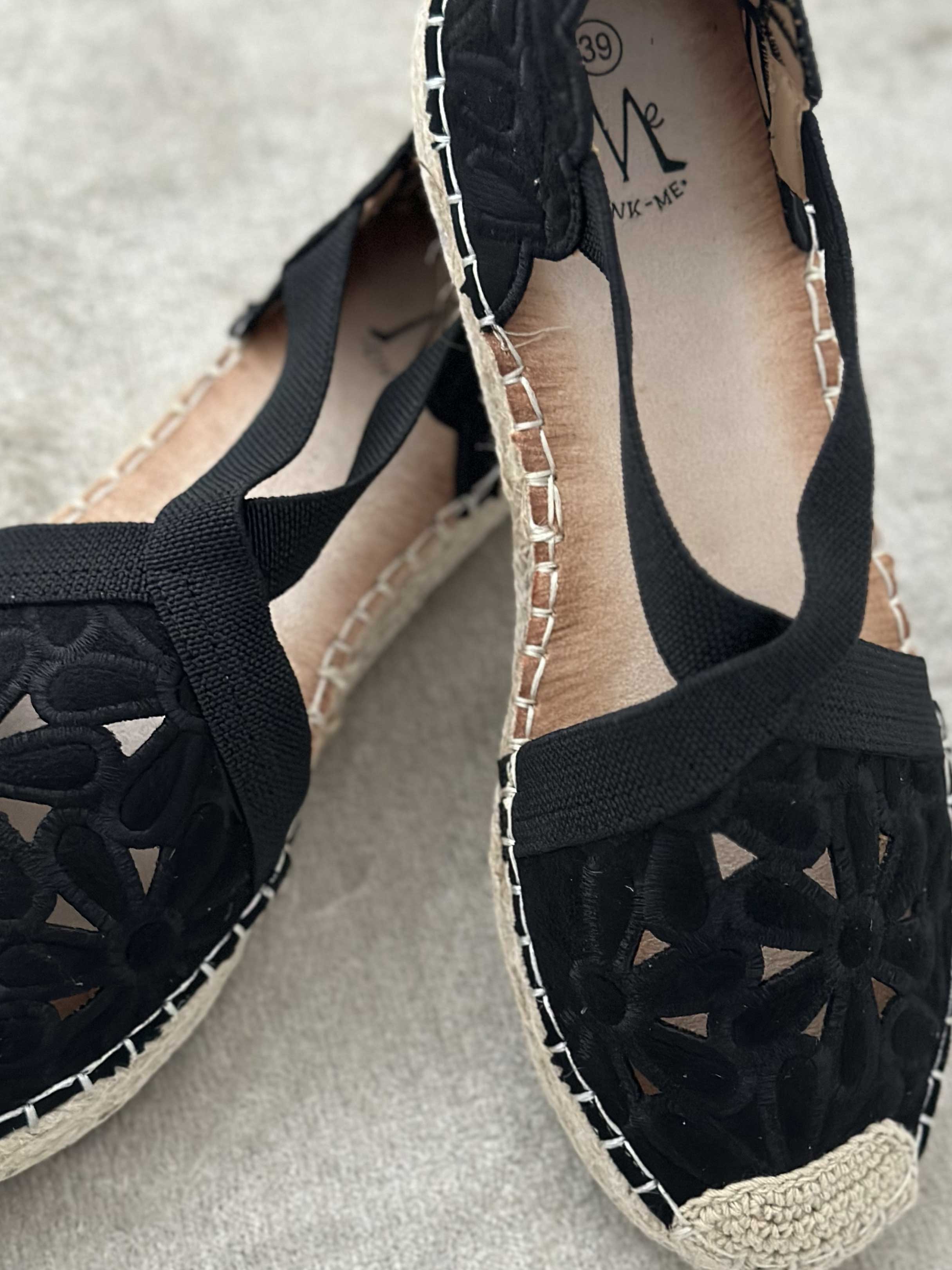 Annica - Søde sandaler med blomster og elastikstrop