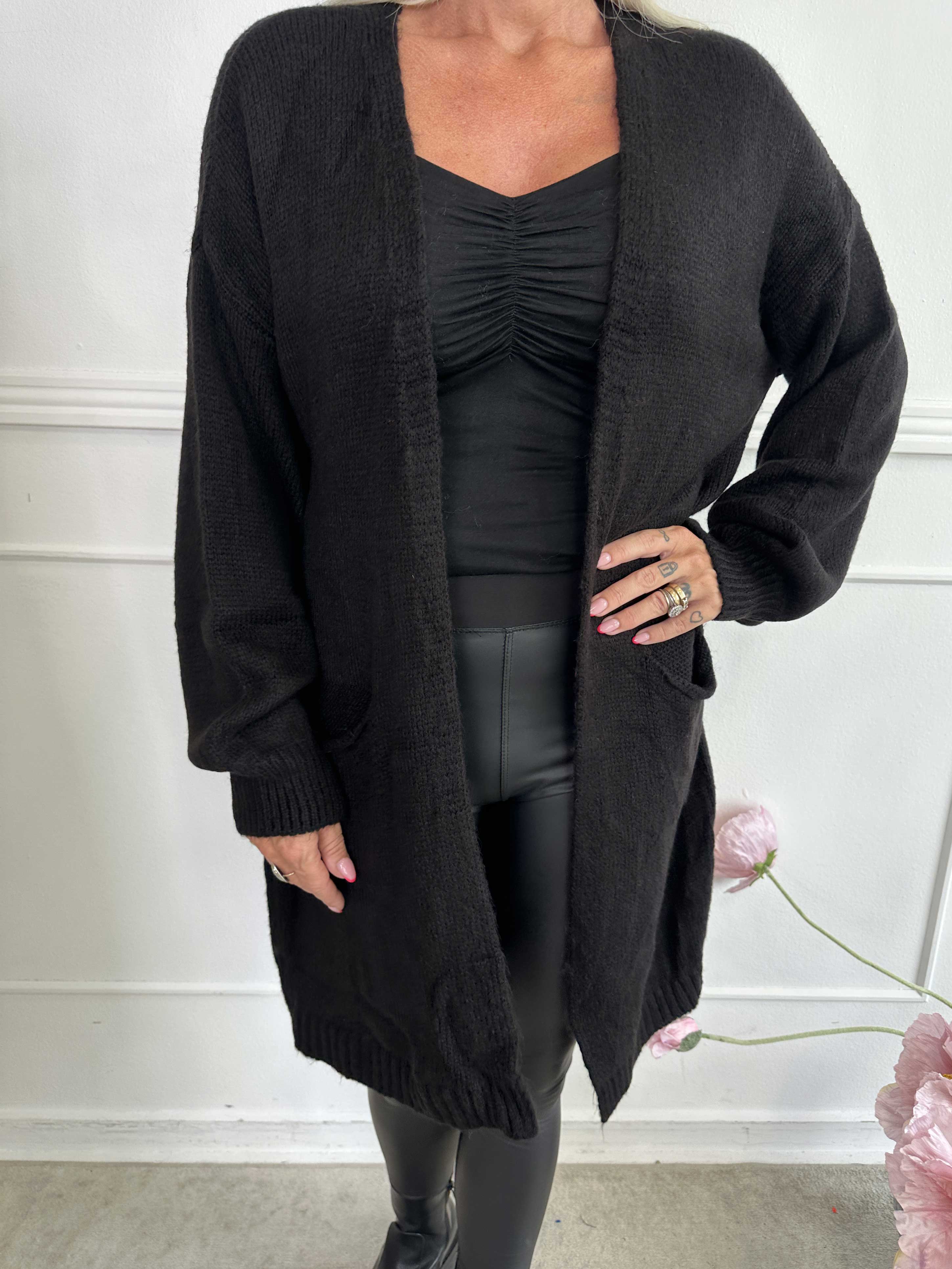 Valentine - Strikcardigan med lommer