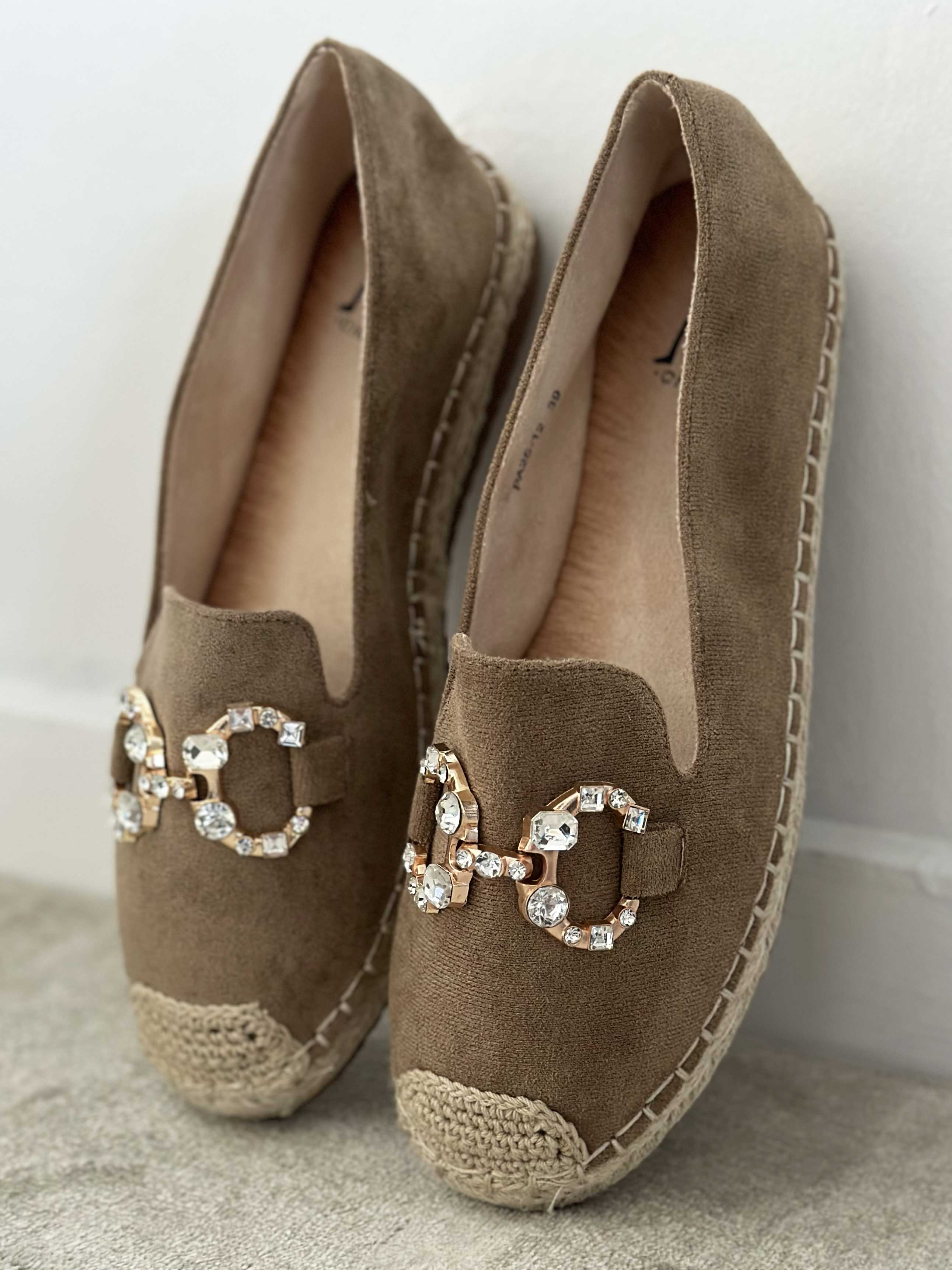 Melinda - Espadrillos med spænde pyntet med similisten