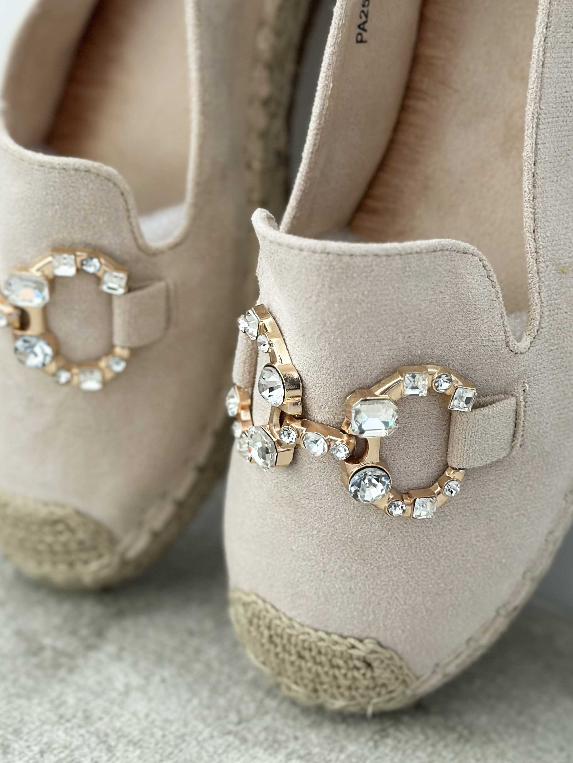 Melinda - Espadrillos med spænde pyntet med similisten