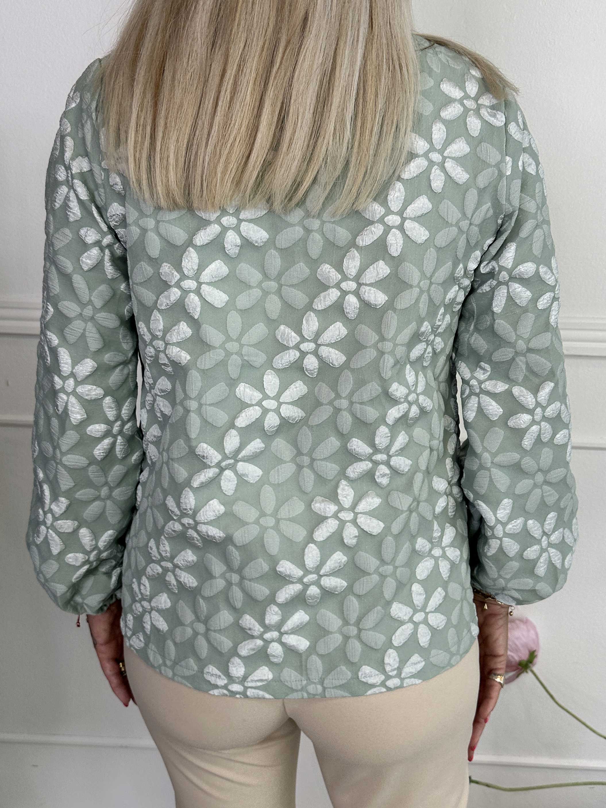 Bethany - Let skjortejakke med blomstermotiver