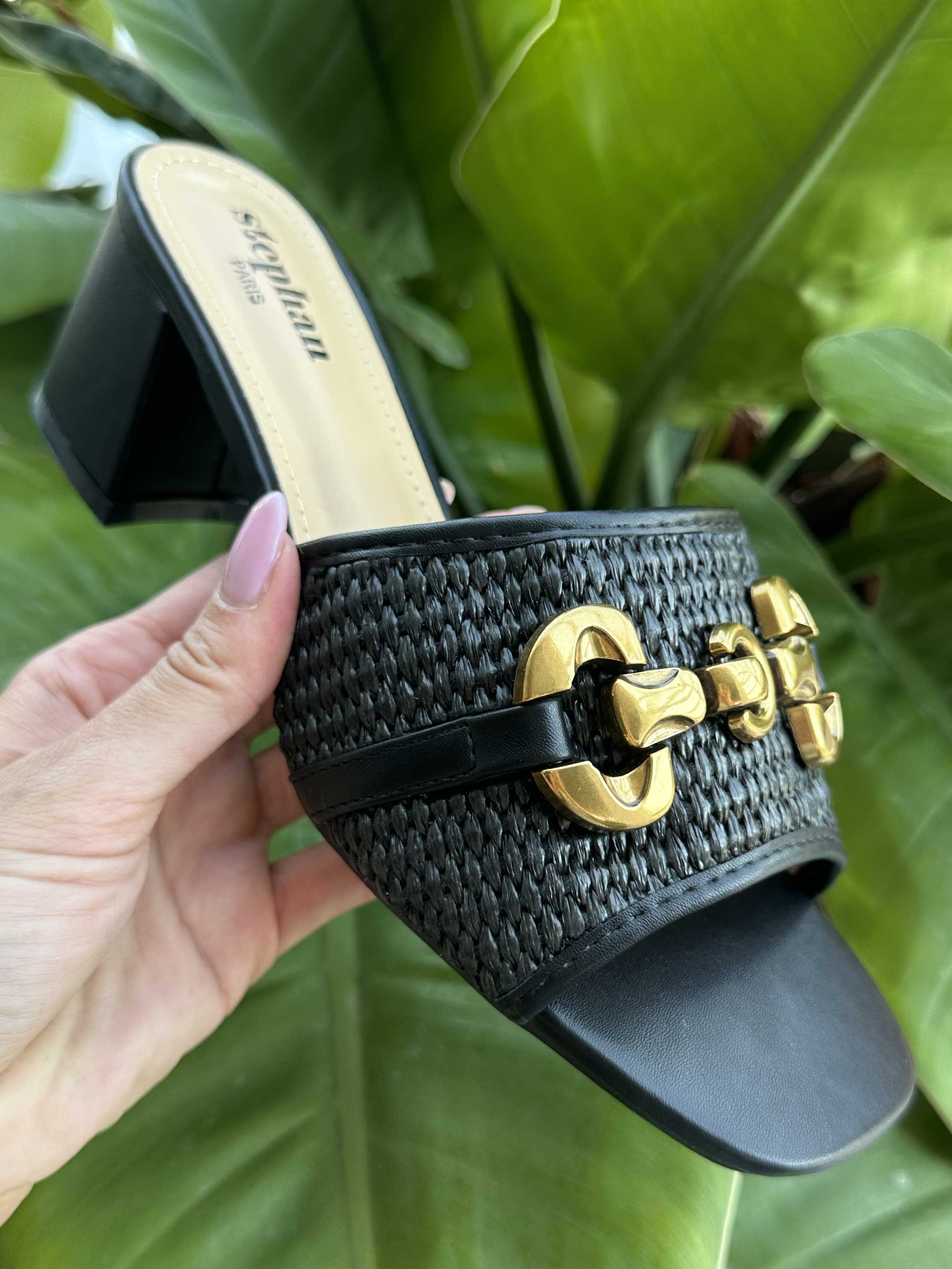 Lida - Søde sandaler med spænde og lille hæl