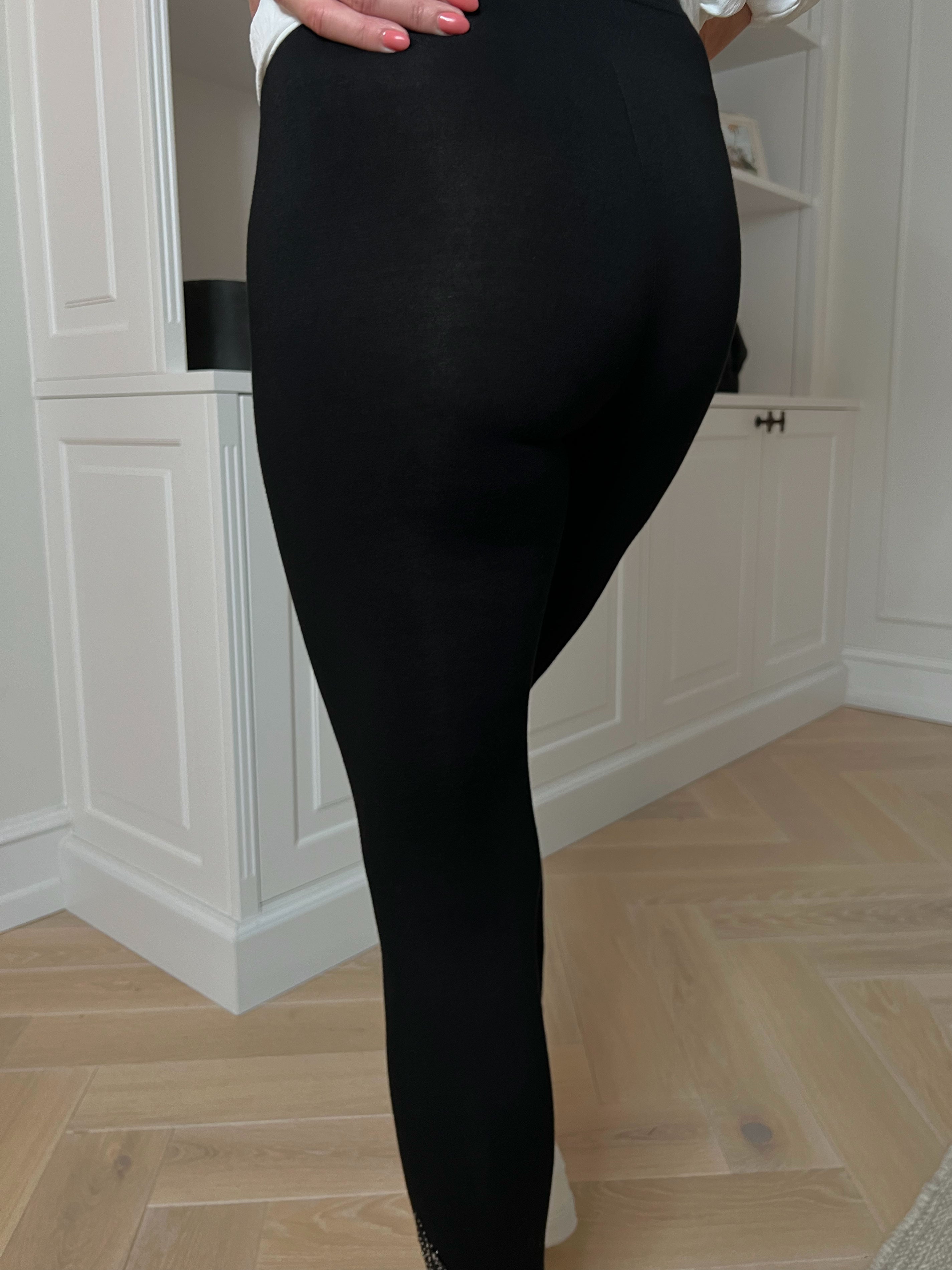 Jackie - Bløde leggings i viskose med blonde og similisten