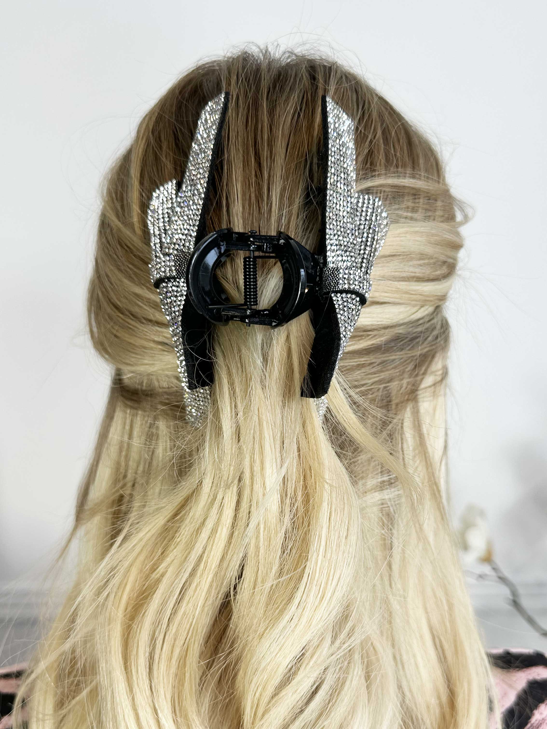 Madeleine - Stor sløjfe klemme med similisten