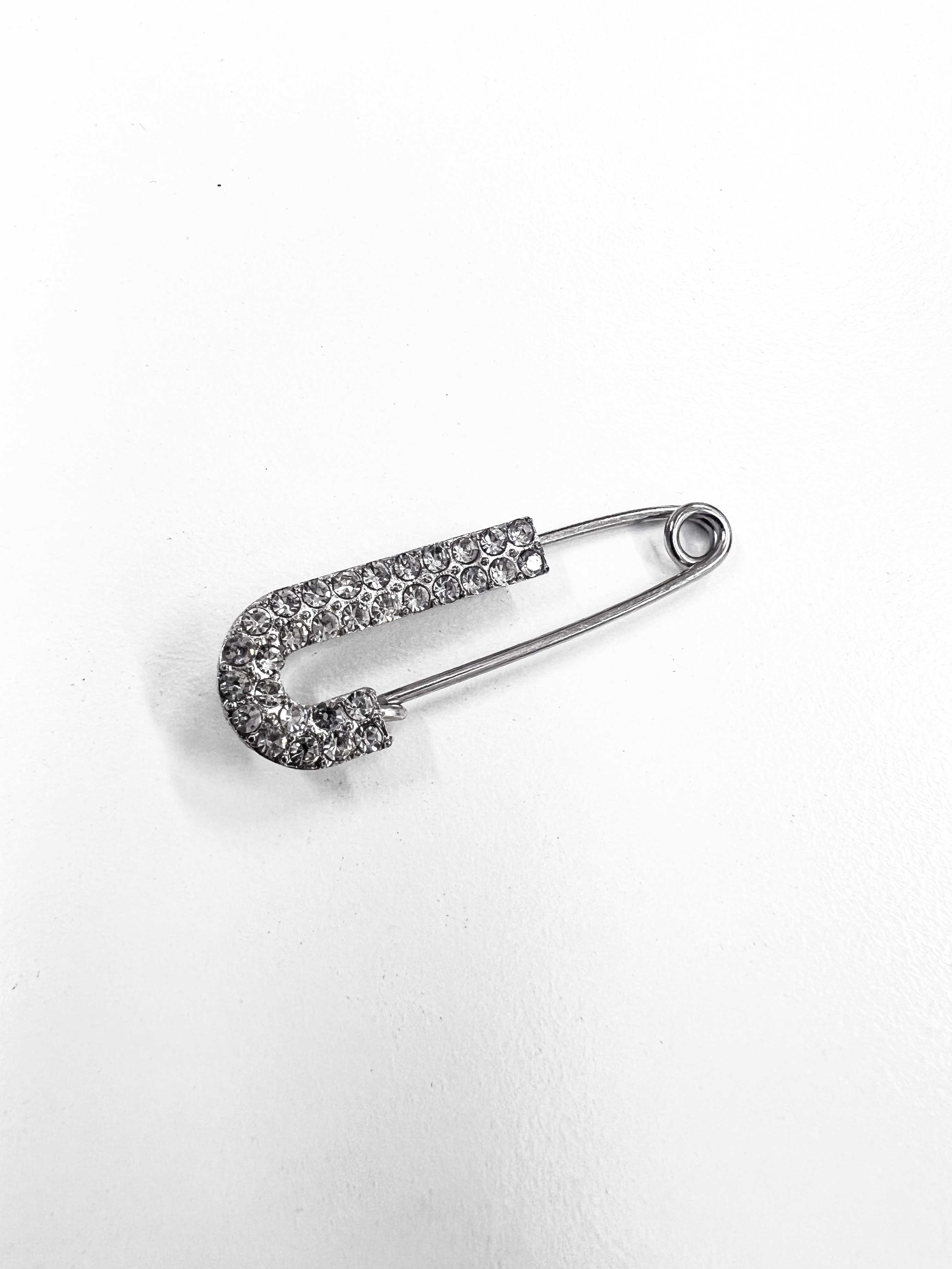 Jolene - Sikkerhedsnål med similisten på