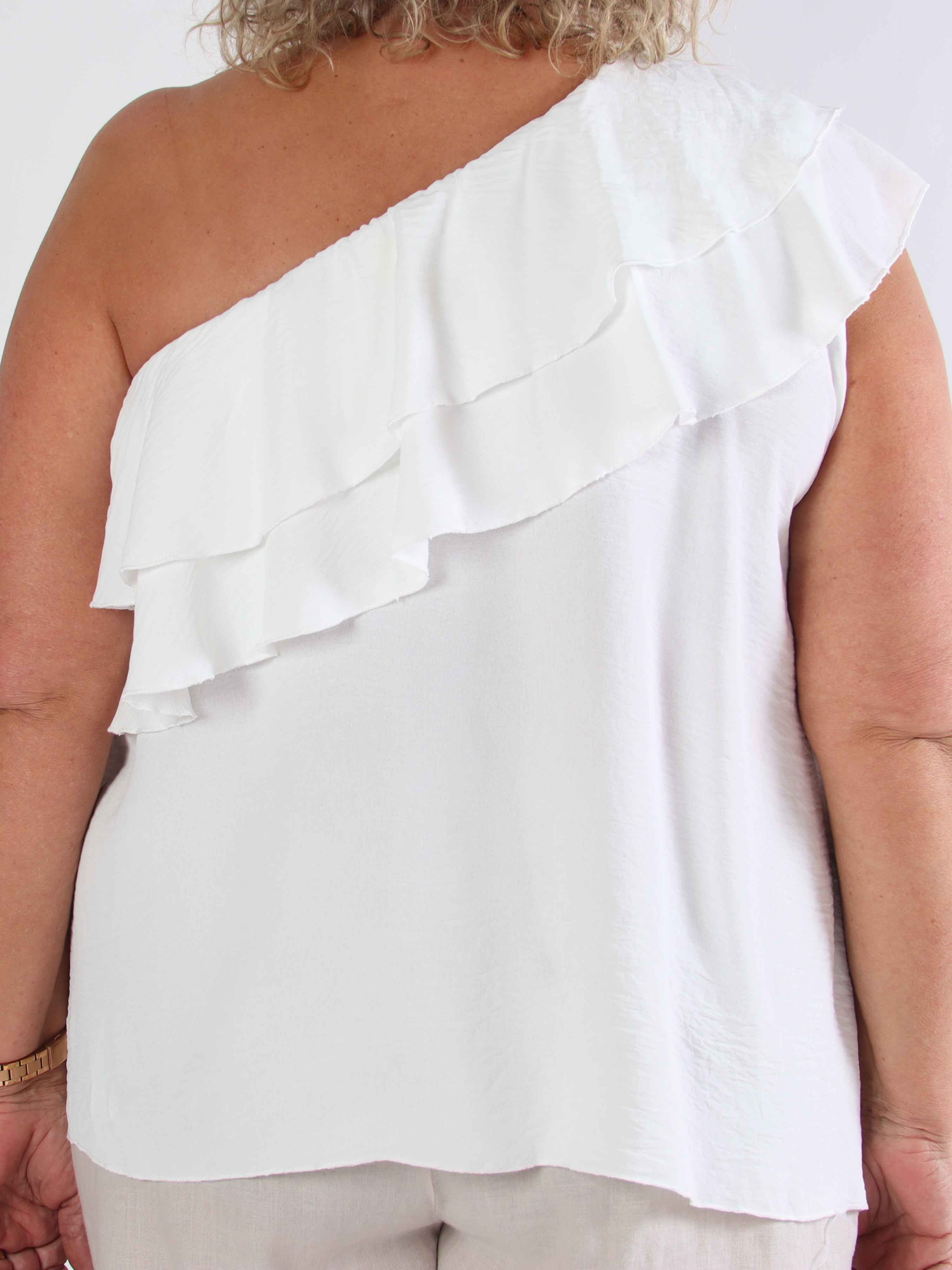 Catelyn Top - Sød one shoulder top med flæser