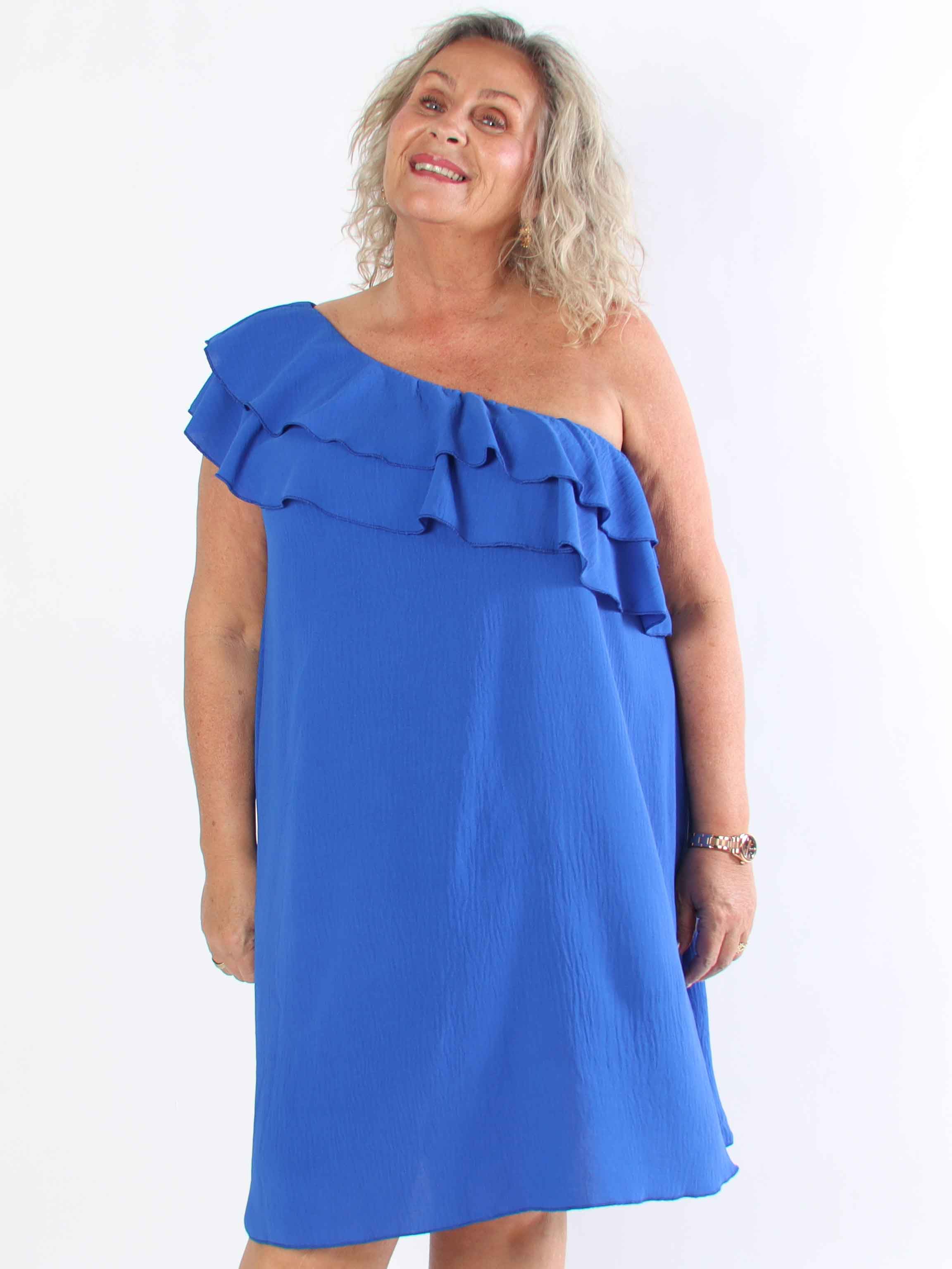 Catelyn - Sød one shoulder kjole med flæser