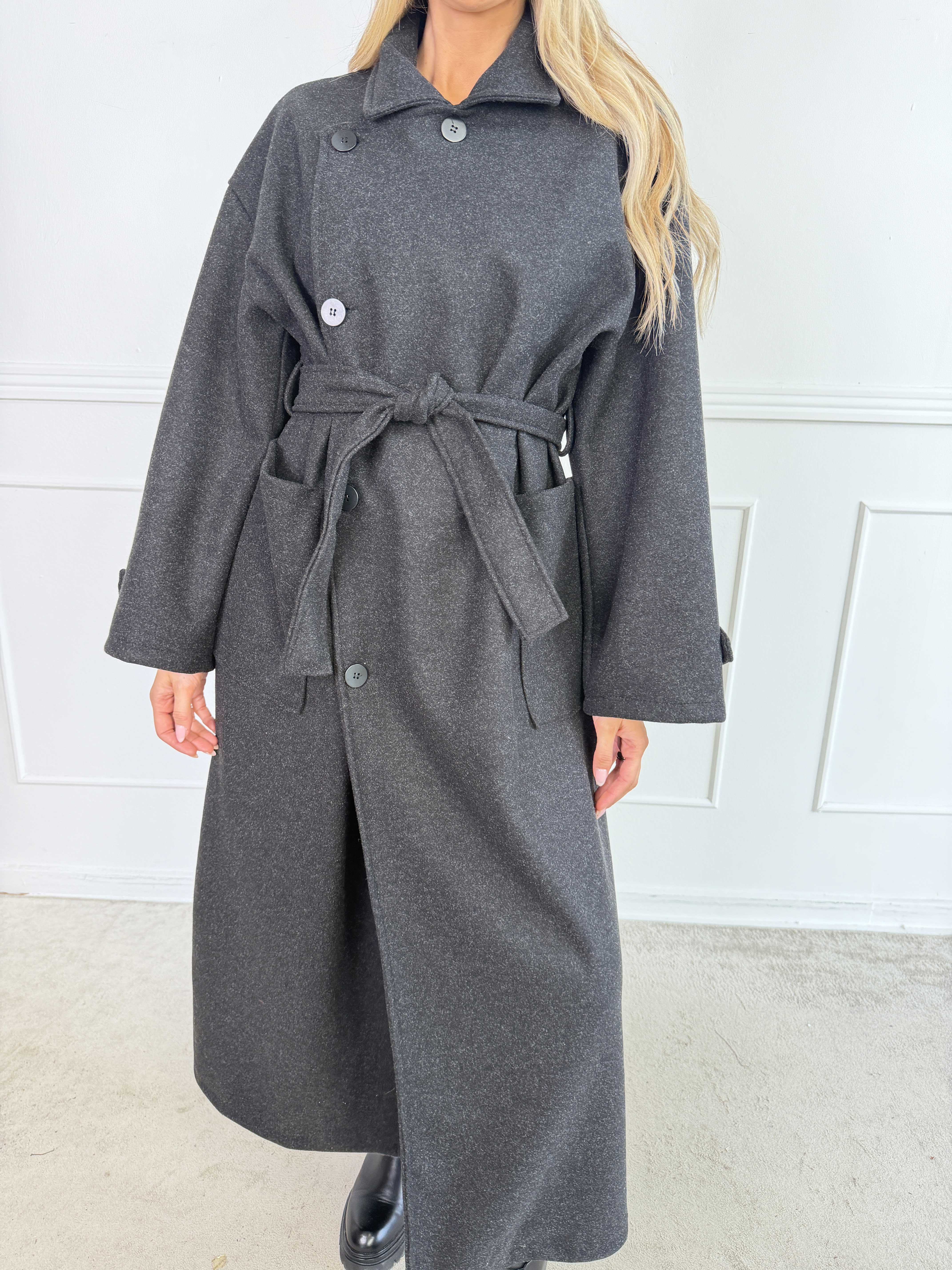 Gianna - Stilfuld og blød trenchcoat med store lommer