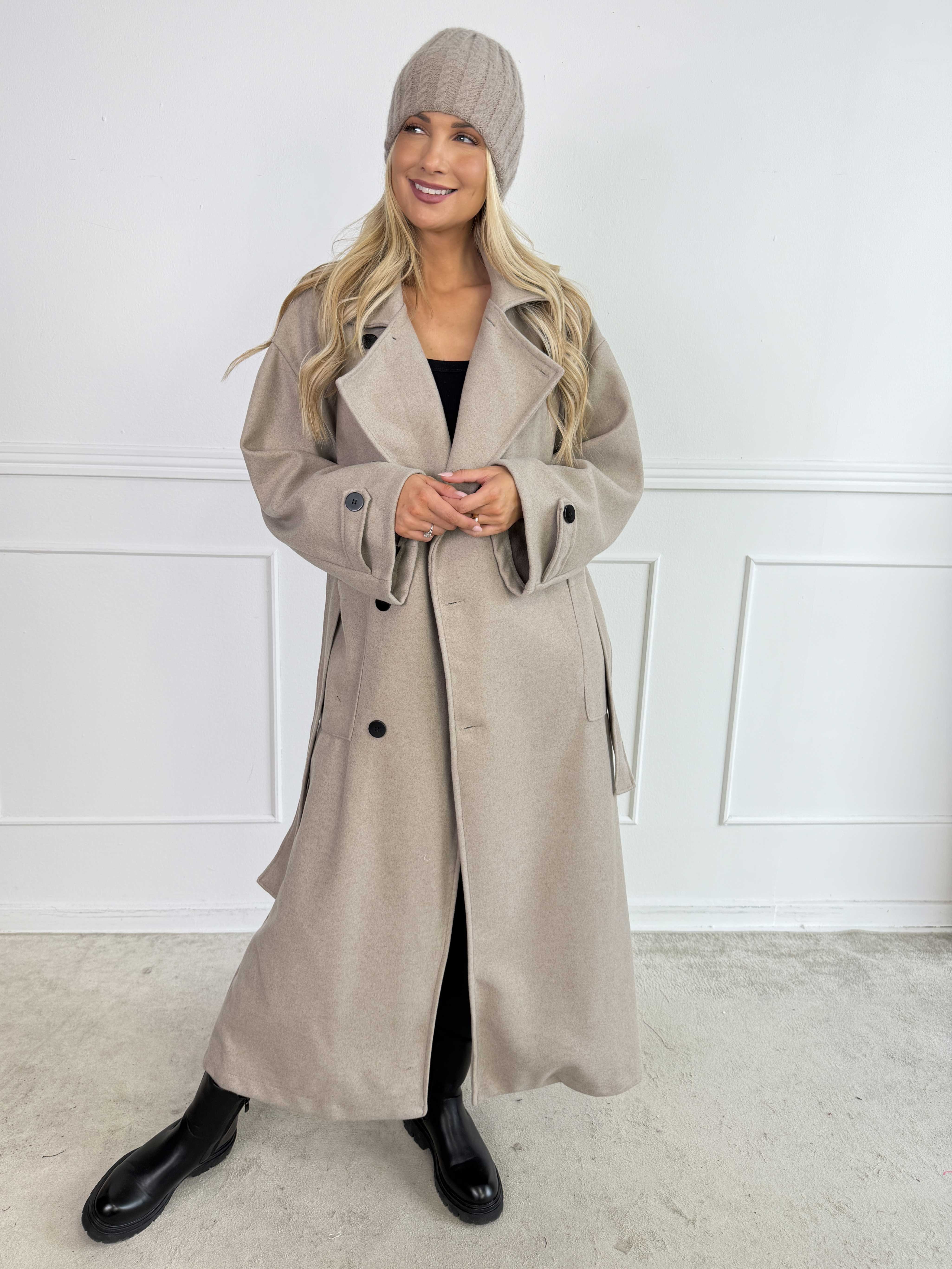 Gianna - Stilfuld og blød plus size trenchcoat med store lommer