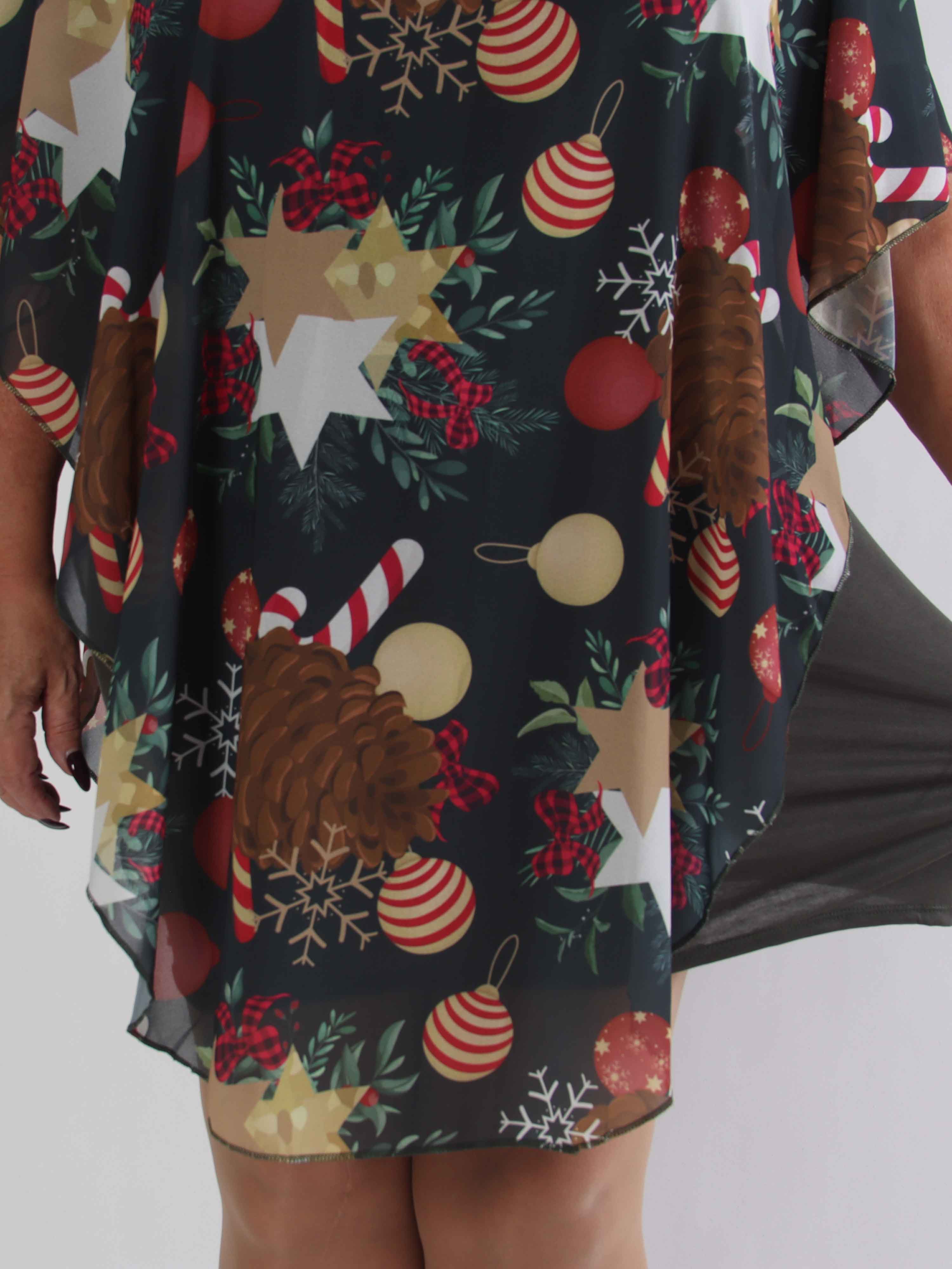 Kenya Pinecone - Plus size tunikakjole med julemotiver på chiffonlaget