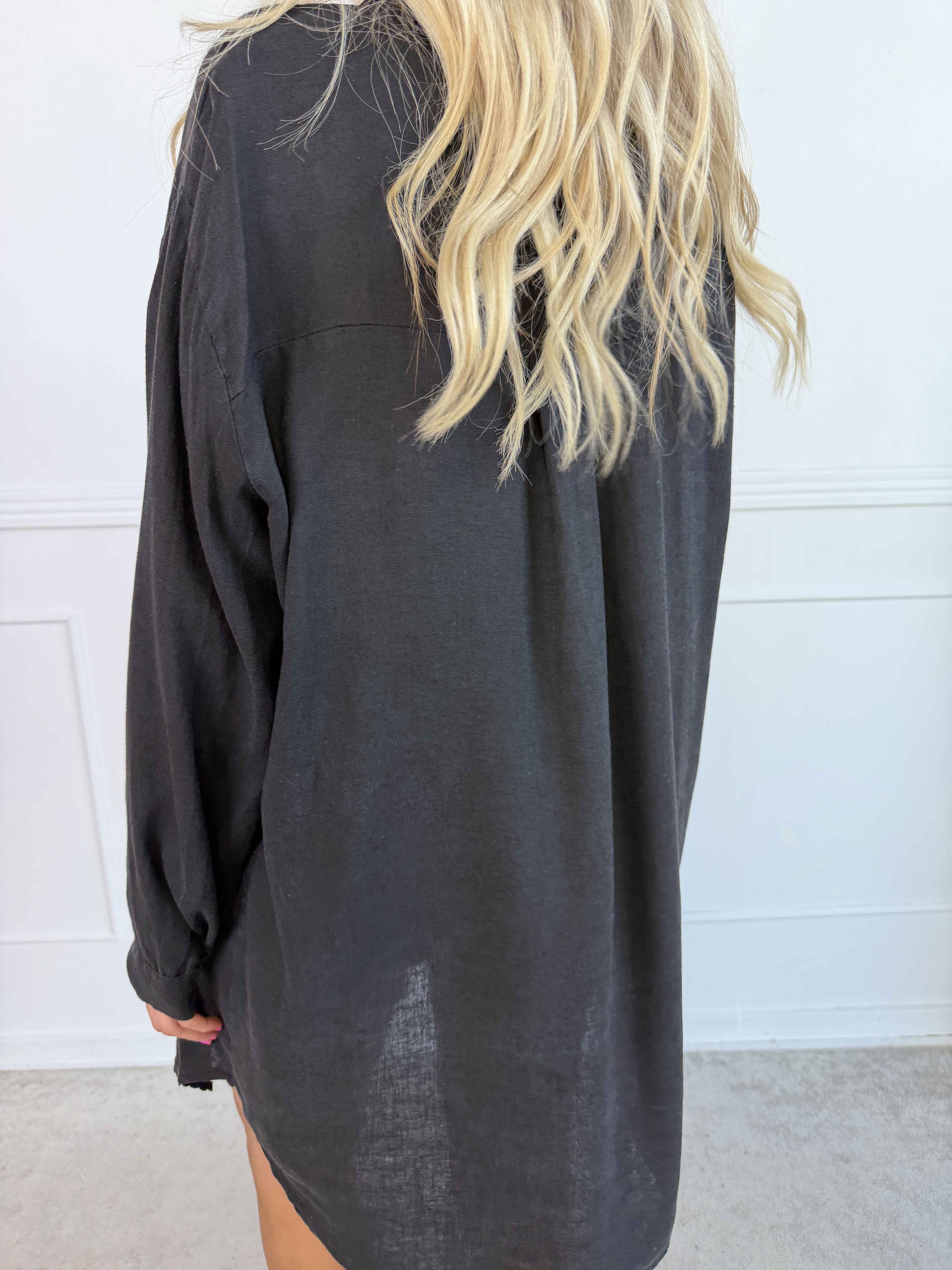 Clara Dress - Ensfarvet skjortekjole i viskose og hør