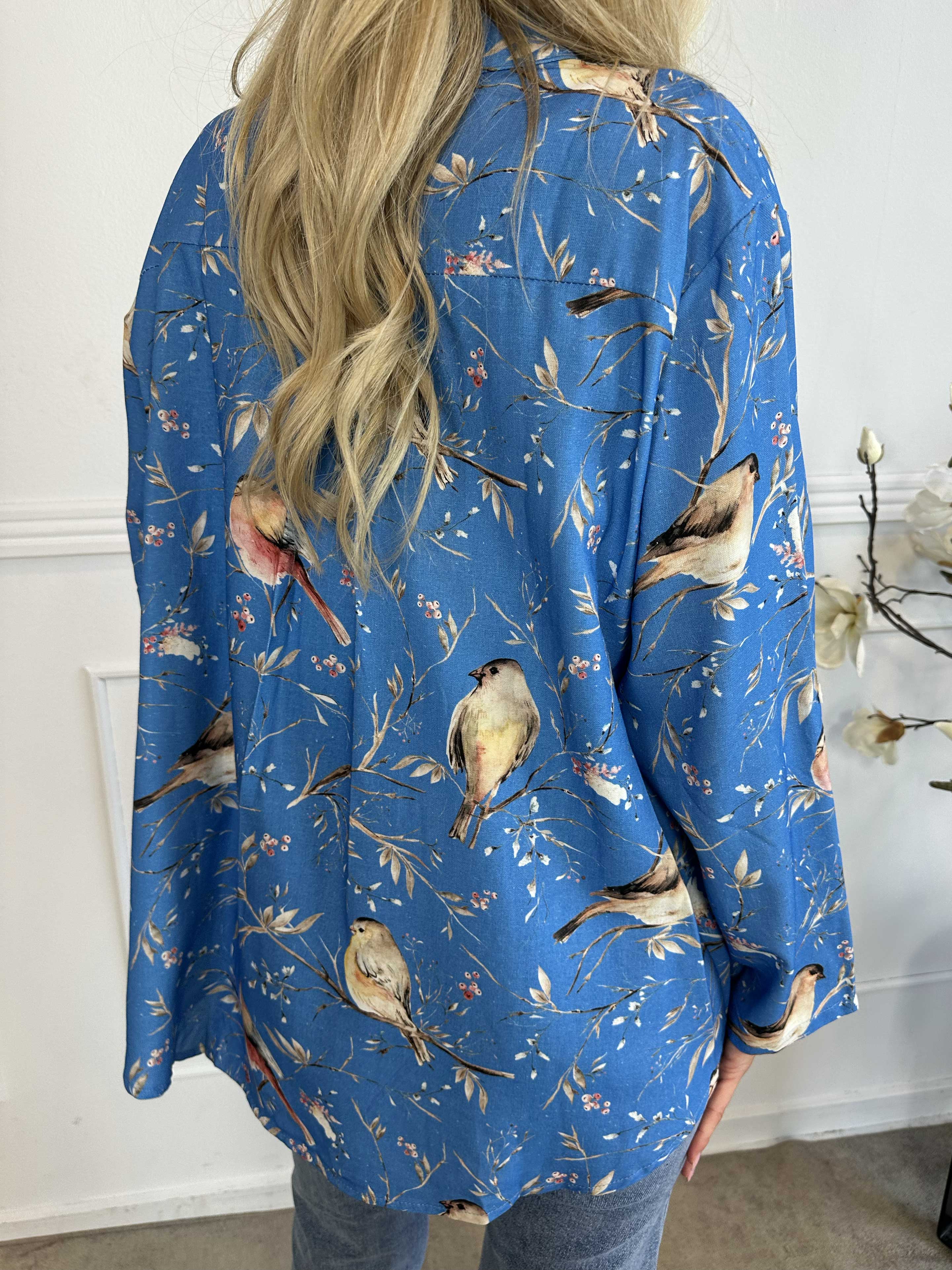 Carmen - Skjorte med fugle lavet i hør og bomuld