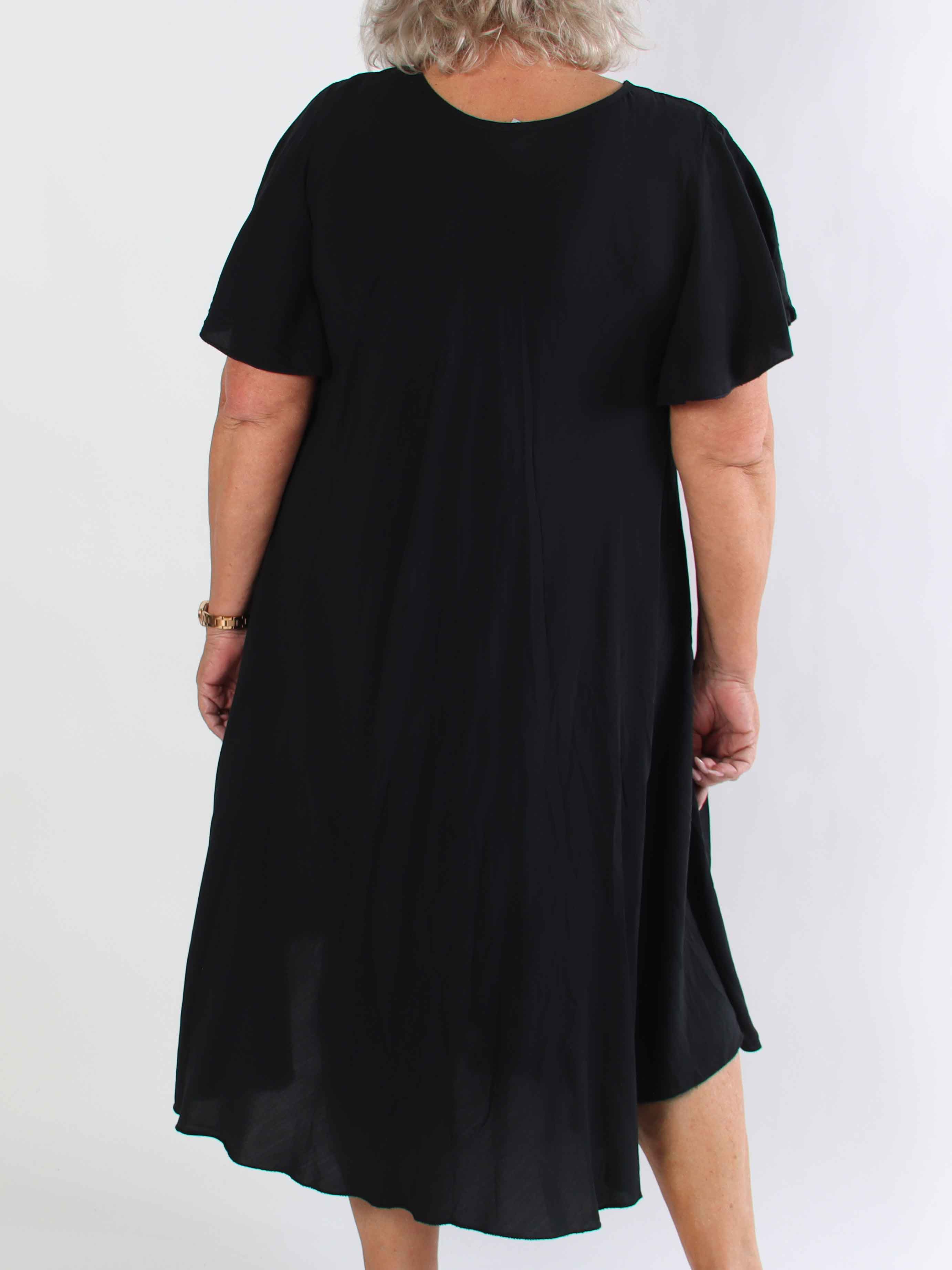 Laneira - Lang plus size kjole i viskose og a-facon