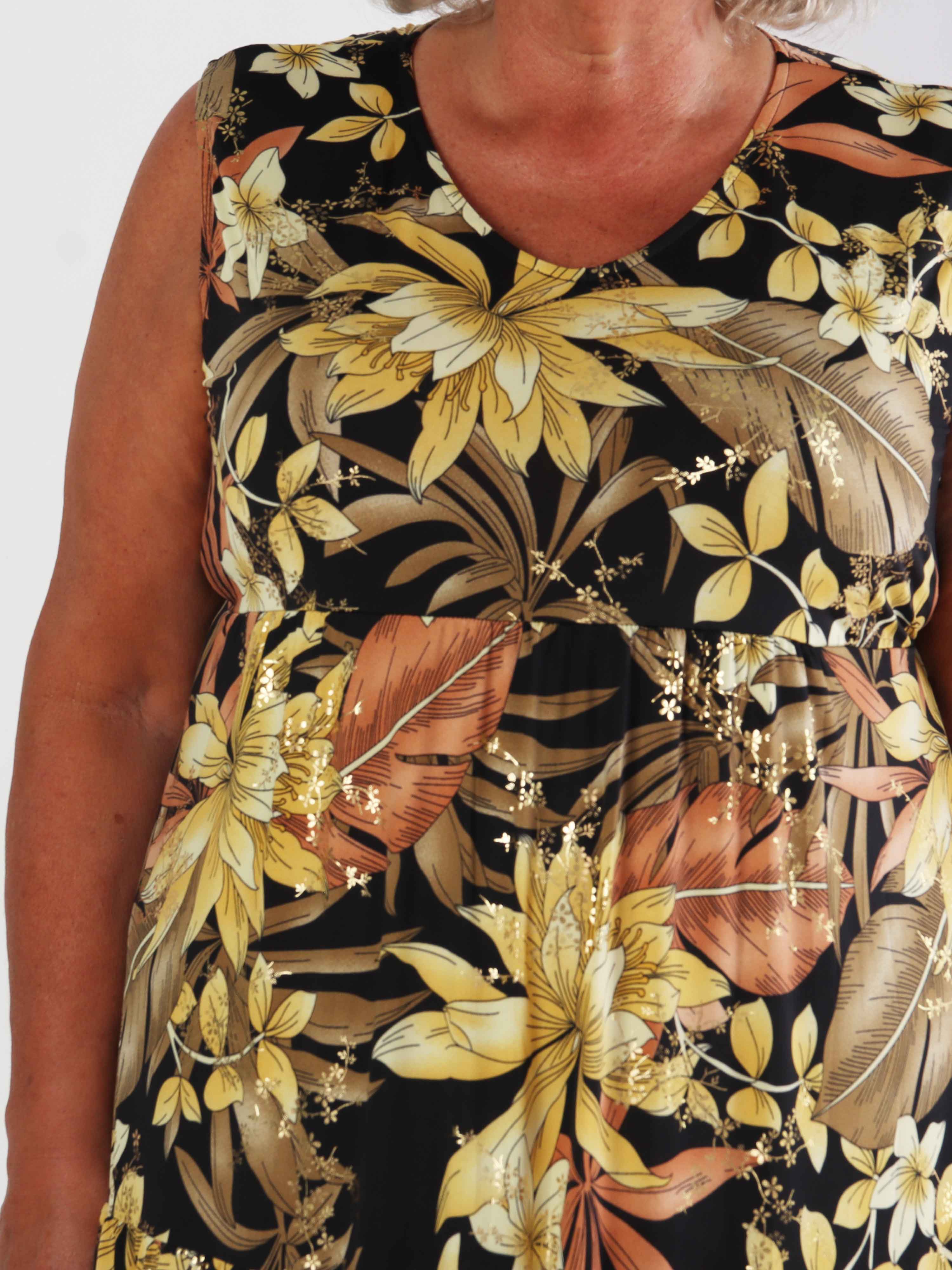 Karini - Elastisk blomstret plus size kjole med lag på lag look