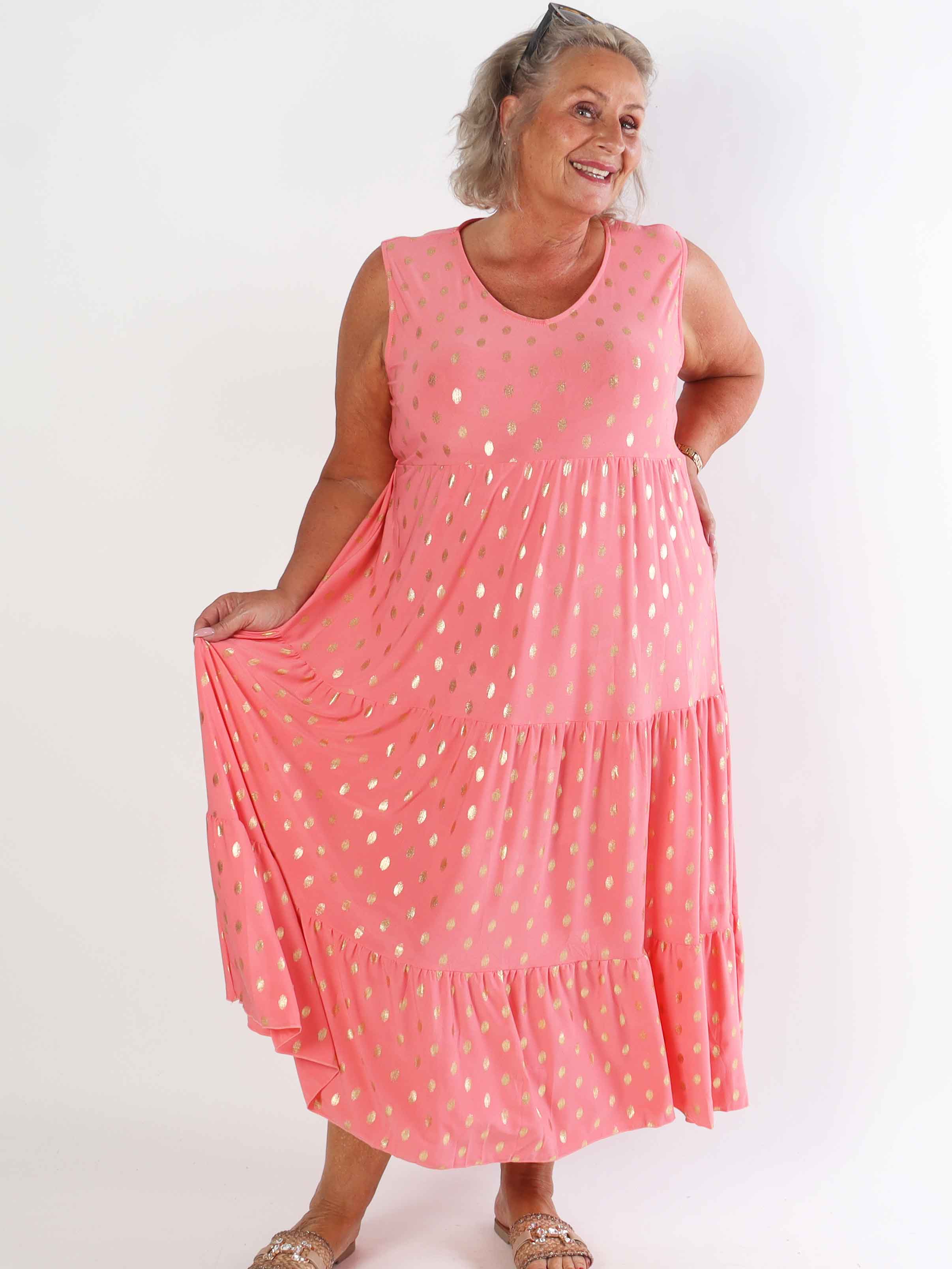 Karini Gold - Lang elastisk plus size kjole med guld dutter