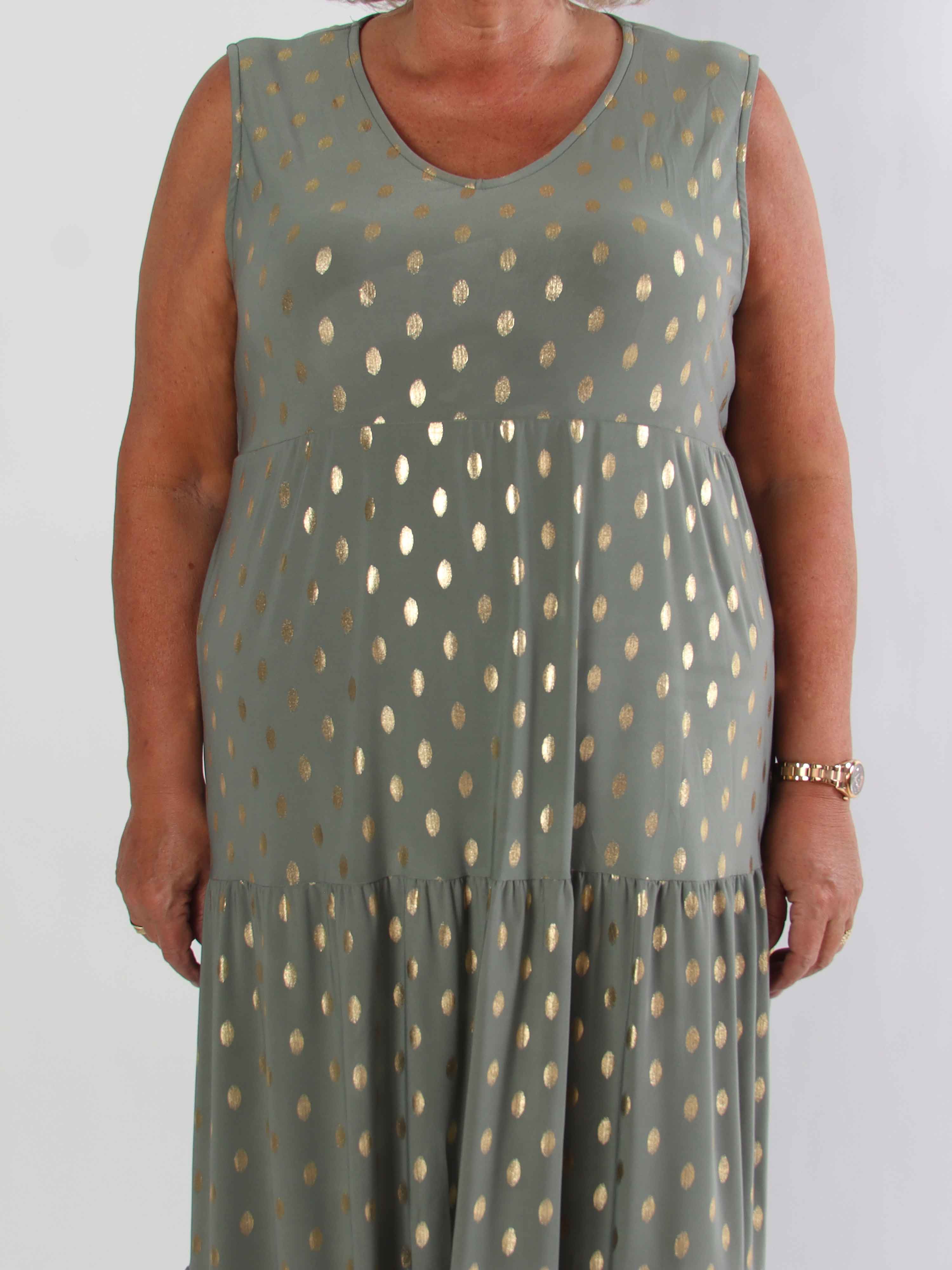 Karini Gold - Lang elastisk plus size kjole med guld dutter