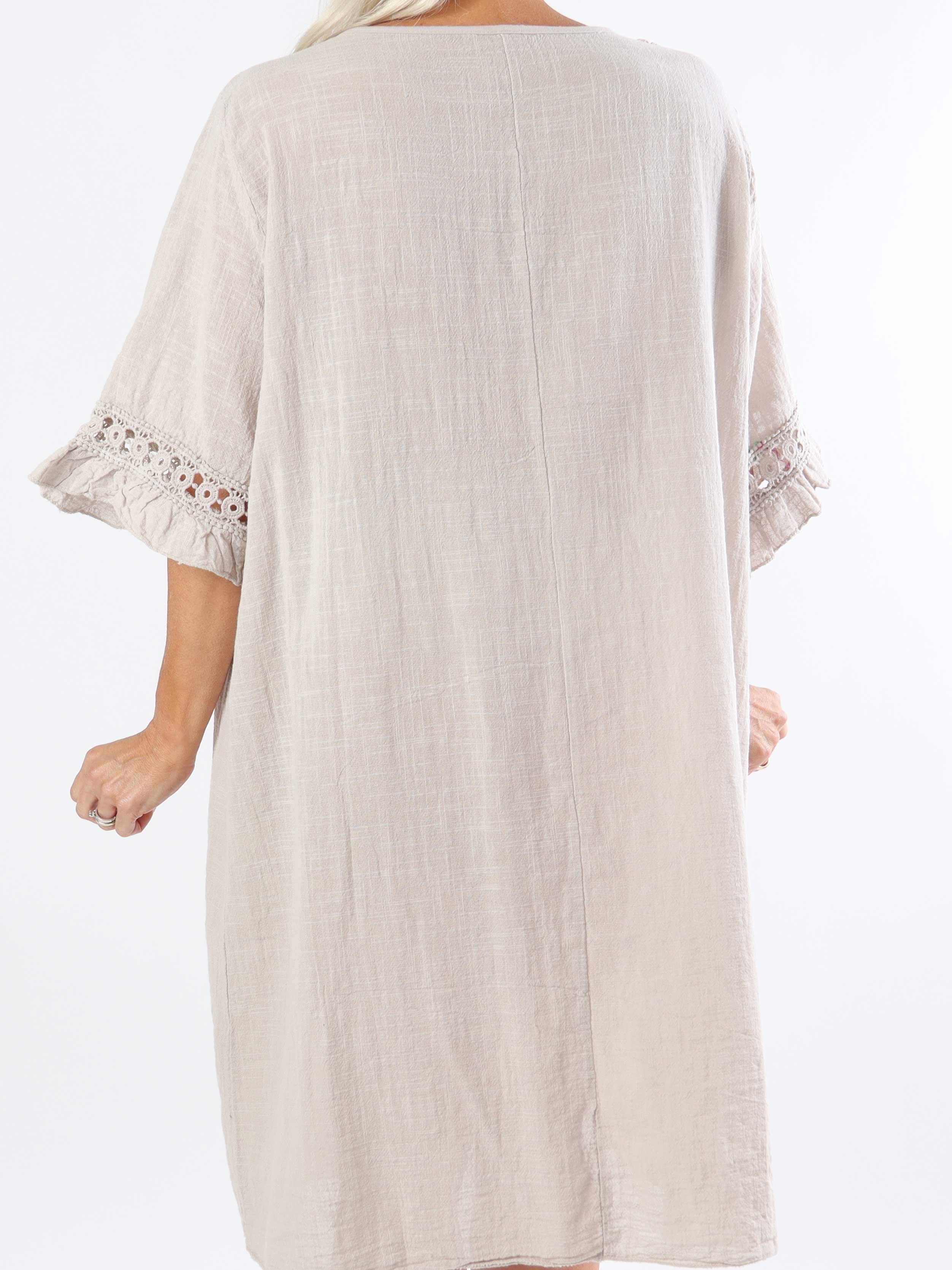 Siri - Plus size bomuldskjole i hørlignende stof