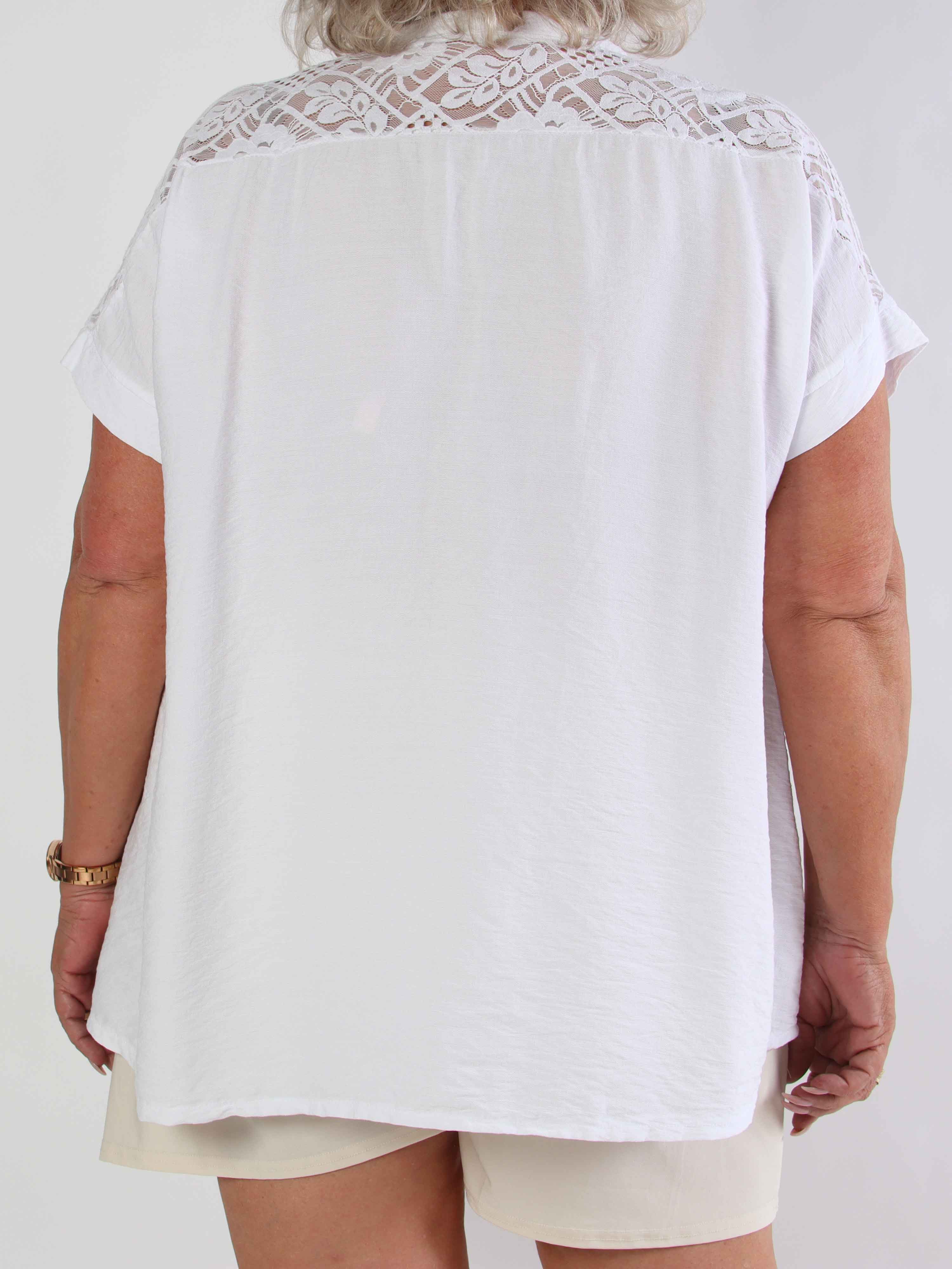 Galene - Sød plus size tunika i viskose med blondedetaljer